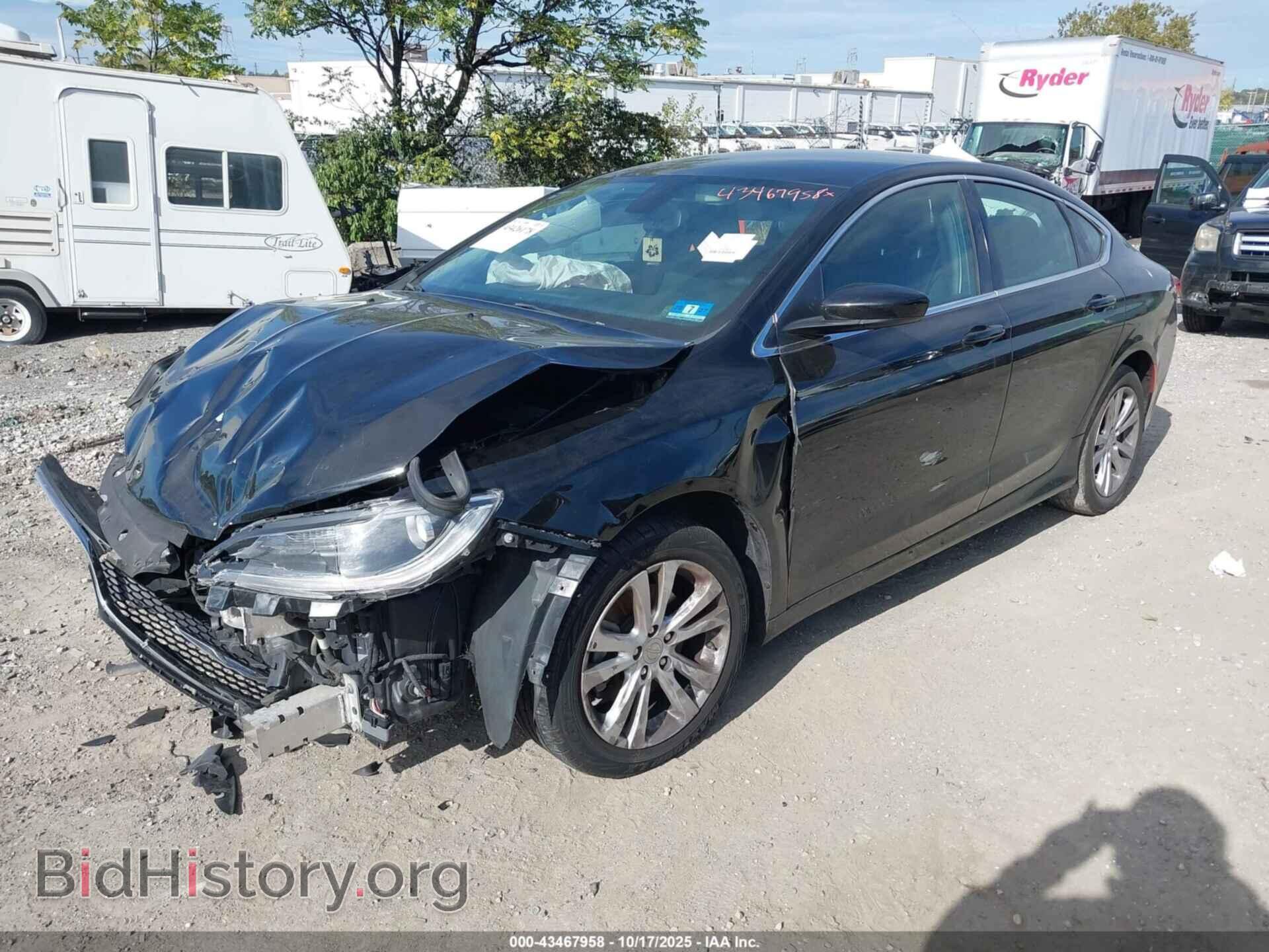 2015 CHRYSLER 200 - VIN: 1C3CCCABXFN607237 - Фото 2