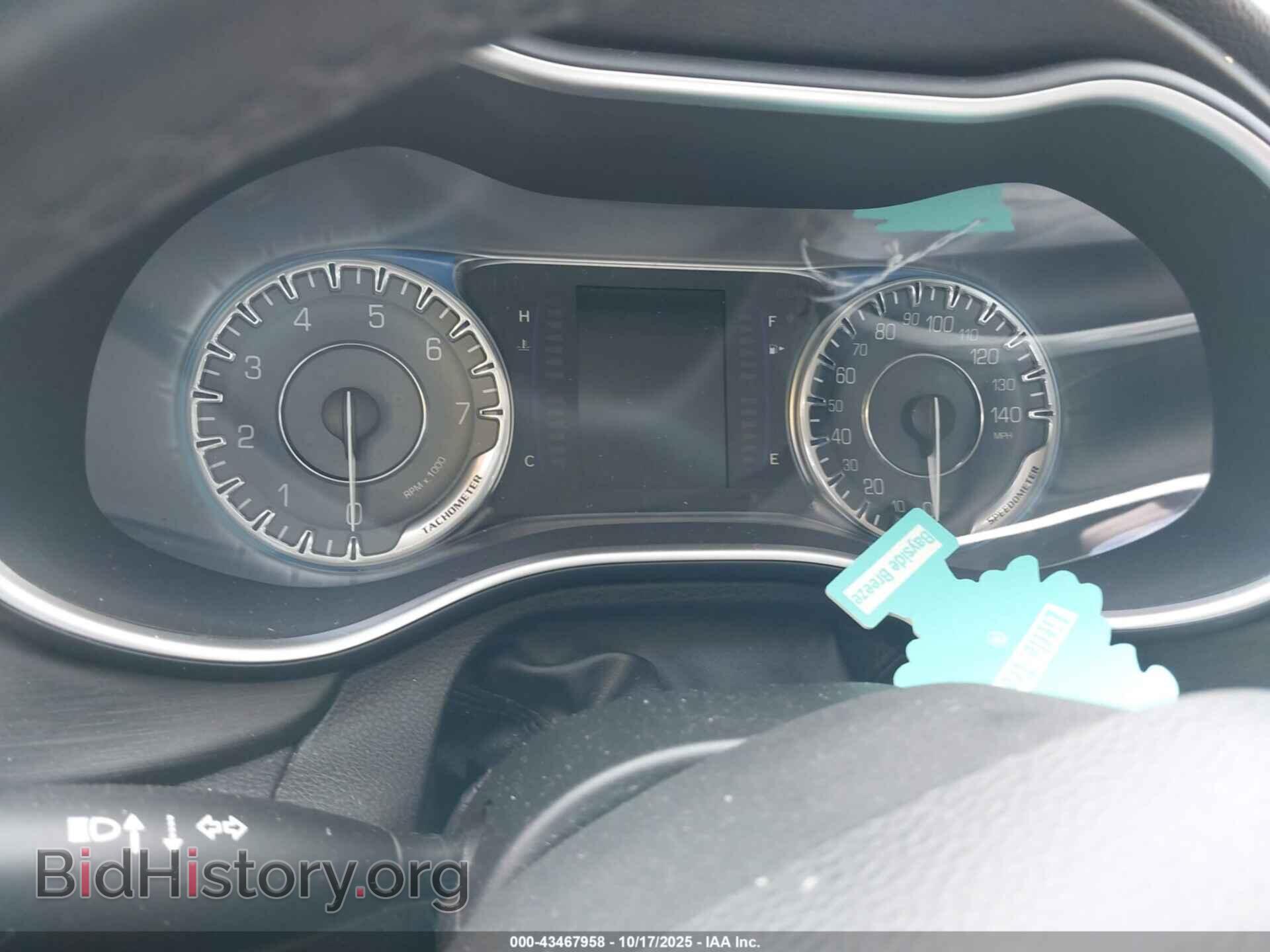 2015 CHRYSLER 200 - VIN: 1C3CCCABXFN607237 - Фото 14