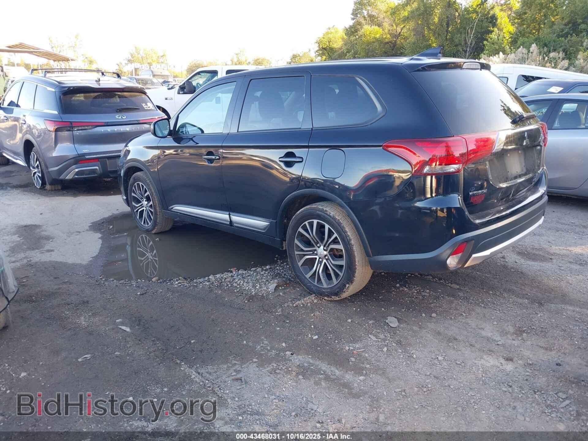 2017 MITSUBISHI OUTLANDER - VIN: JA4AZ2A36HZ056136 - Фото 3