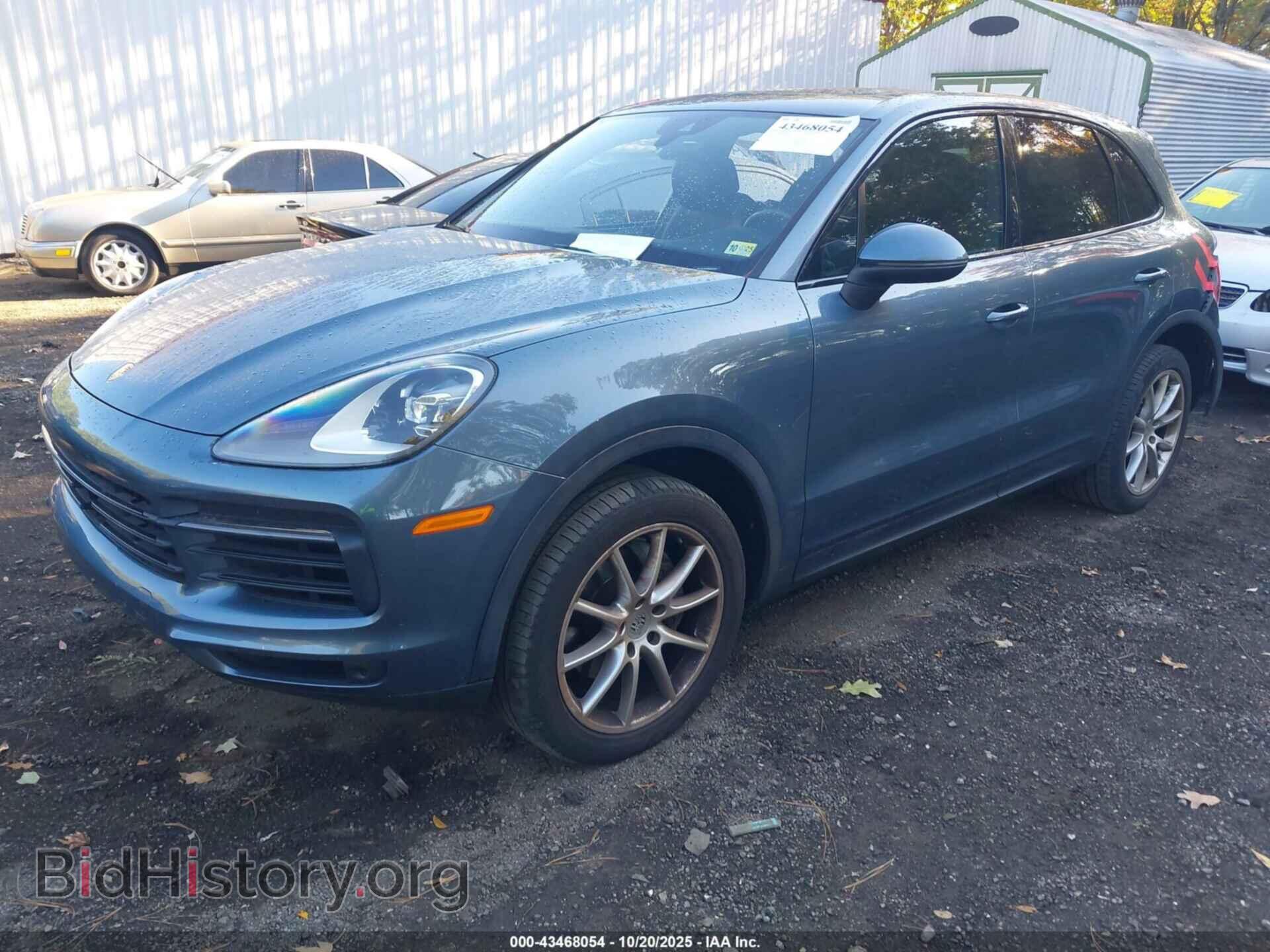 2019 PORSCHE CAYENNE - VIN: WP1AA2AY2KDA01212 - Photo 2