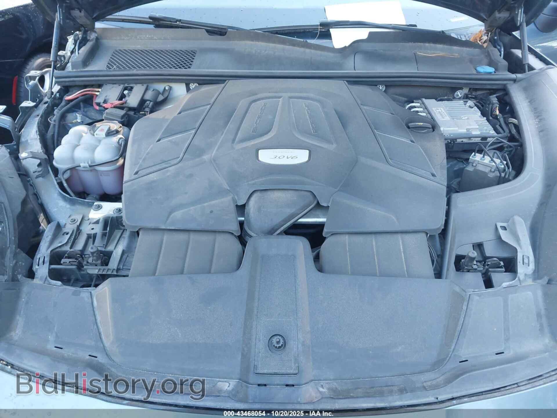 2019 PORSCHE CAYENNE - VIN: WP1AA2AY2KDA01212 - Photo 10