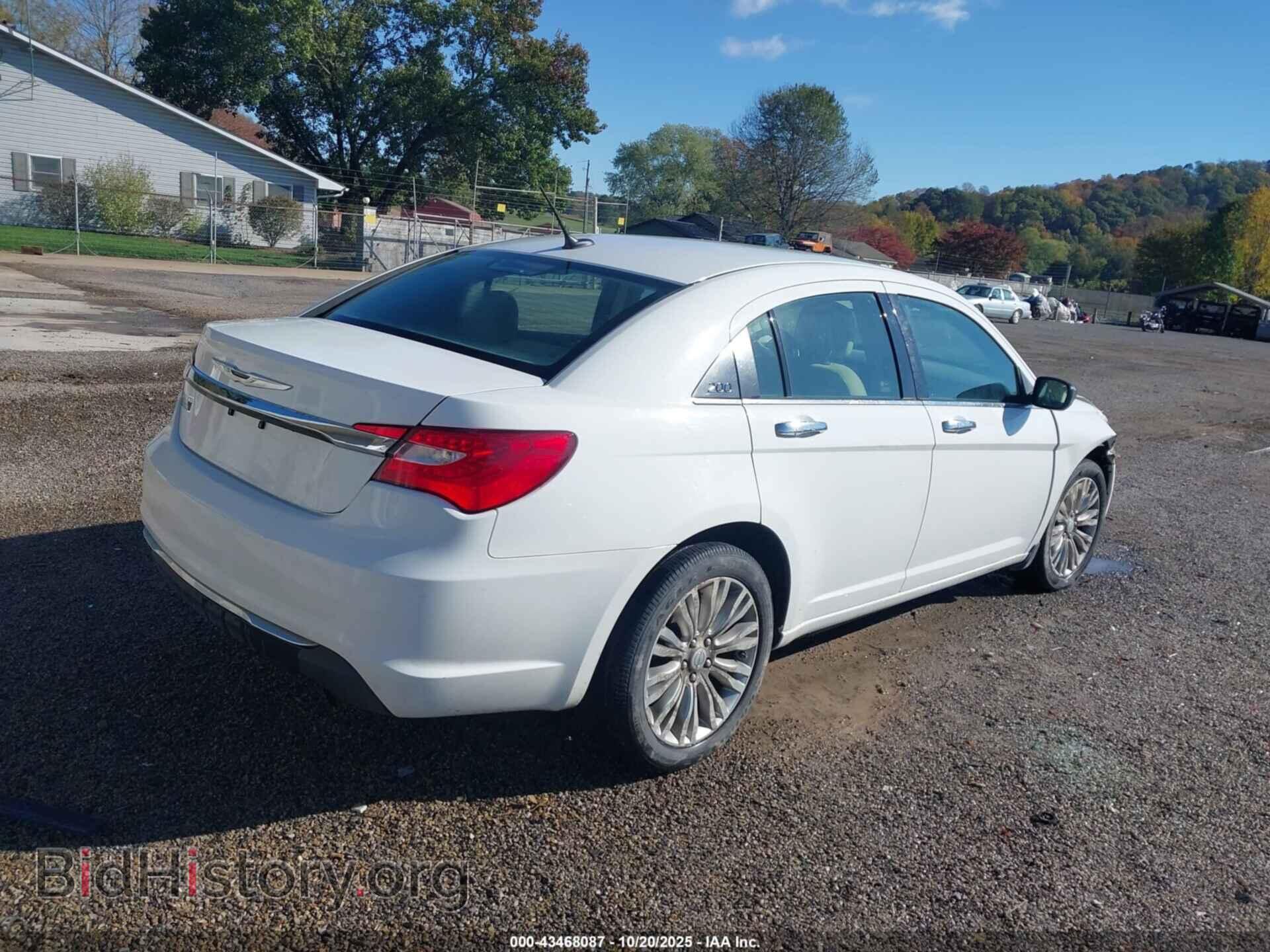 2012 CHRYSLER 200 - VIN: 1C3CCBCBXCN257319 - Фото 4