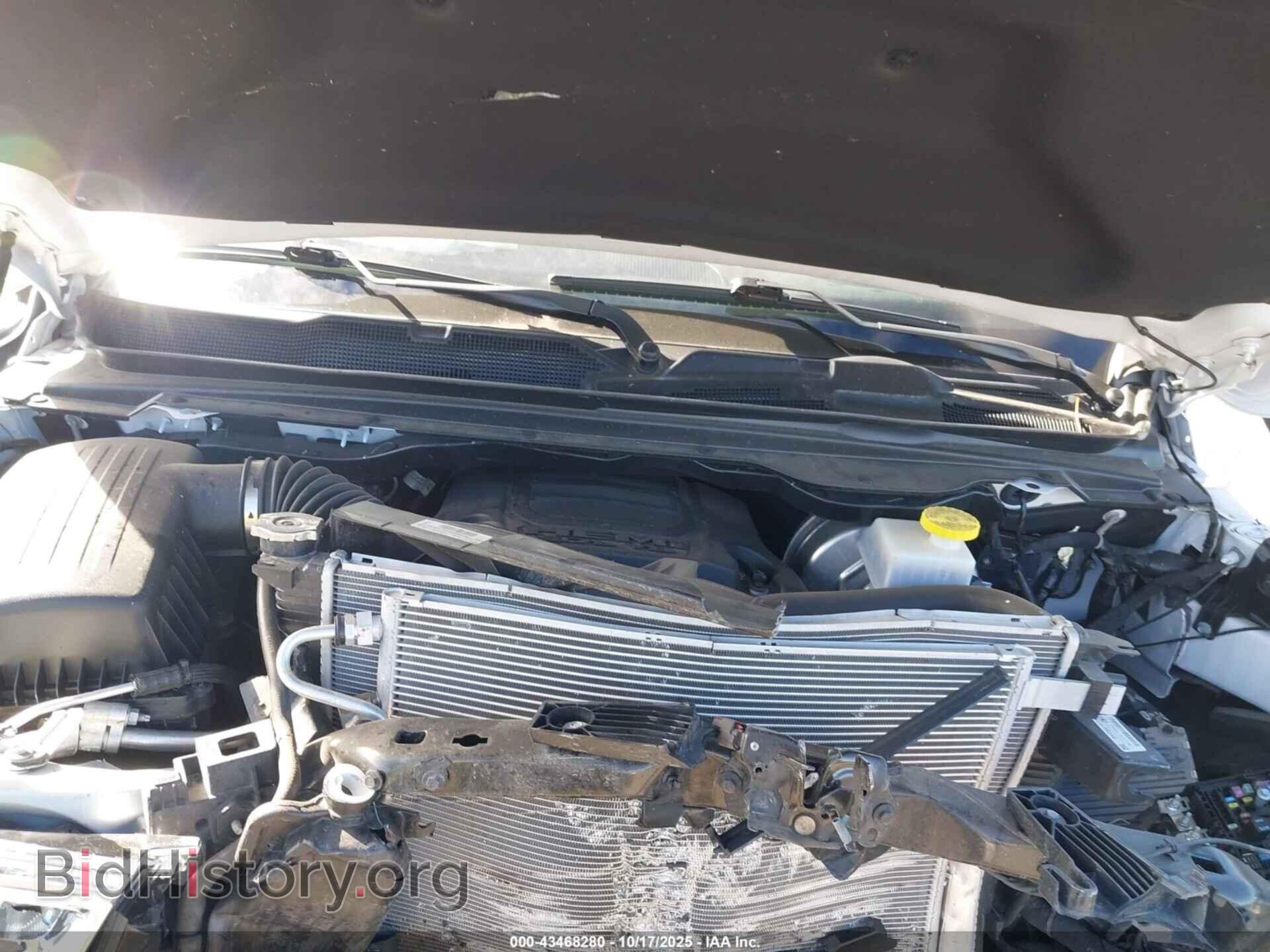 2022 RAM 1500 - VIN: 1C6SRFBTXNN392057 - Фото 10