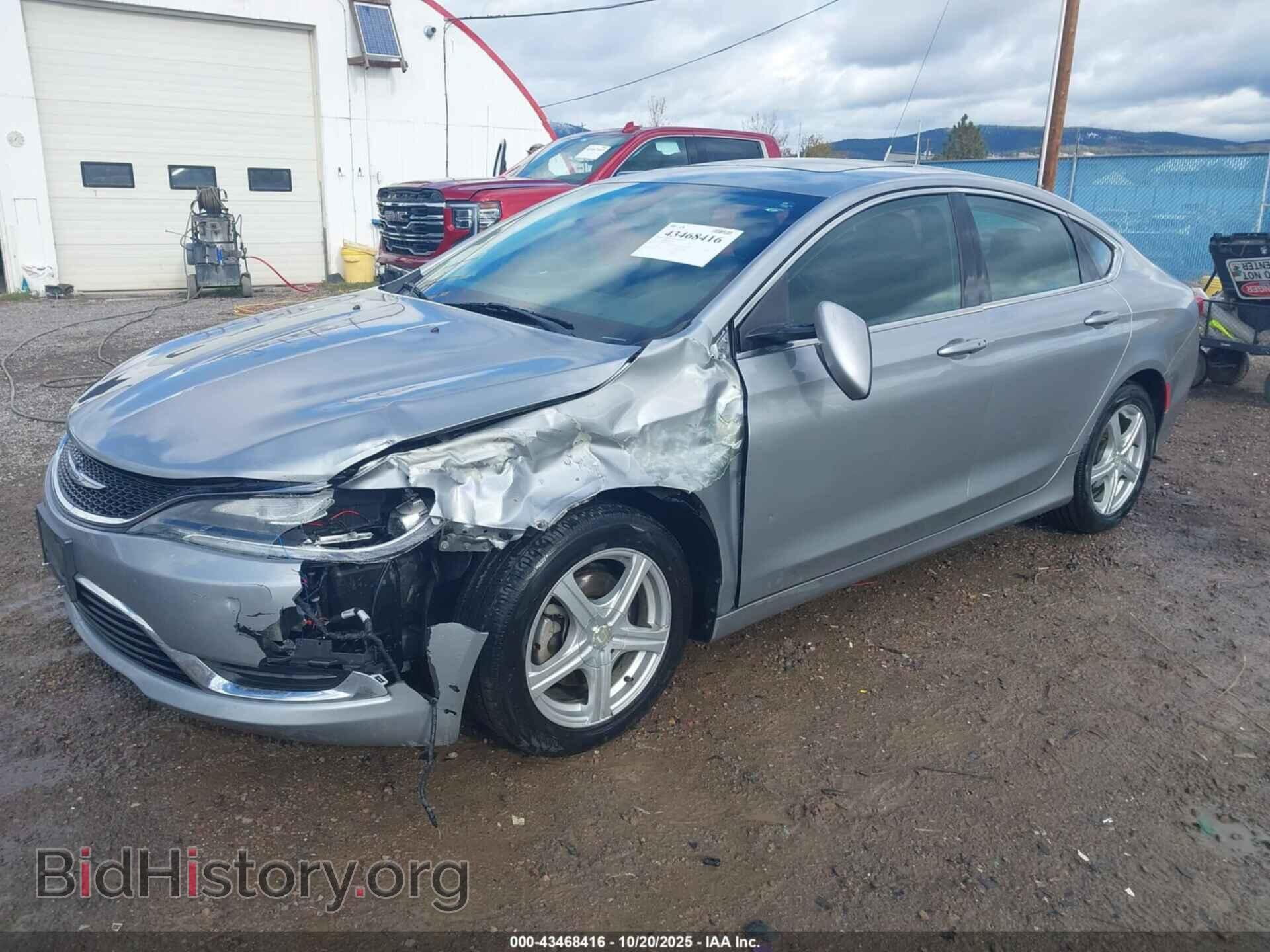 2015 CHRYSLER 200 - VIN: 1C3CCCAB7FN621418 - Фото 2