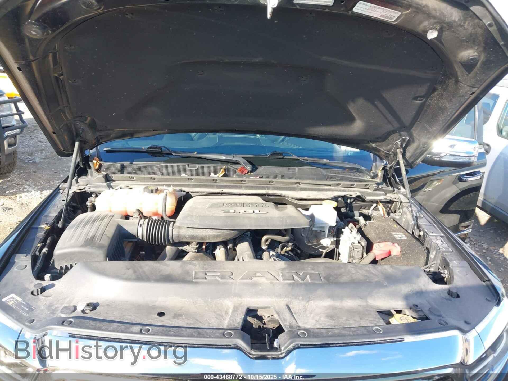 2021 RAM 1500 - VIN: 1C6SRFHM7MN671674 - Фото 10