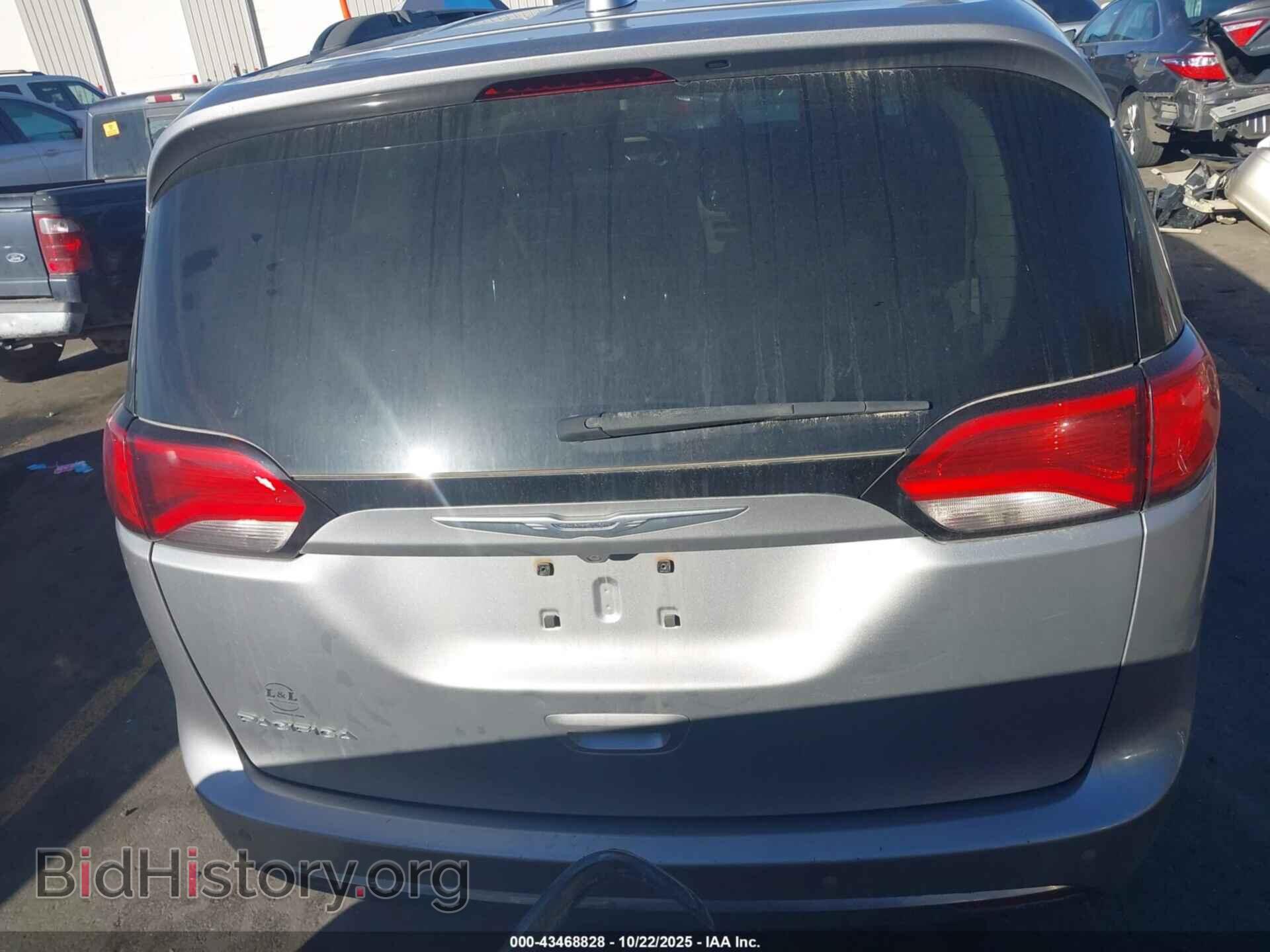 2017 CHRYSLER PACIFICA - VIN: 2C4RC1BG9HR523890 - Фото 17