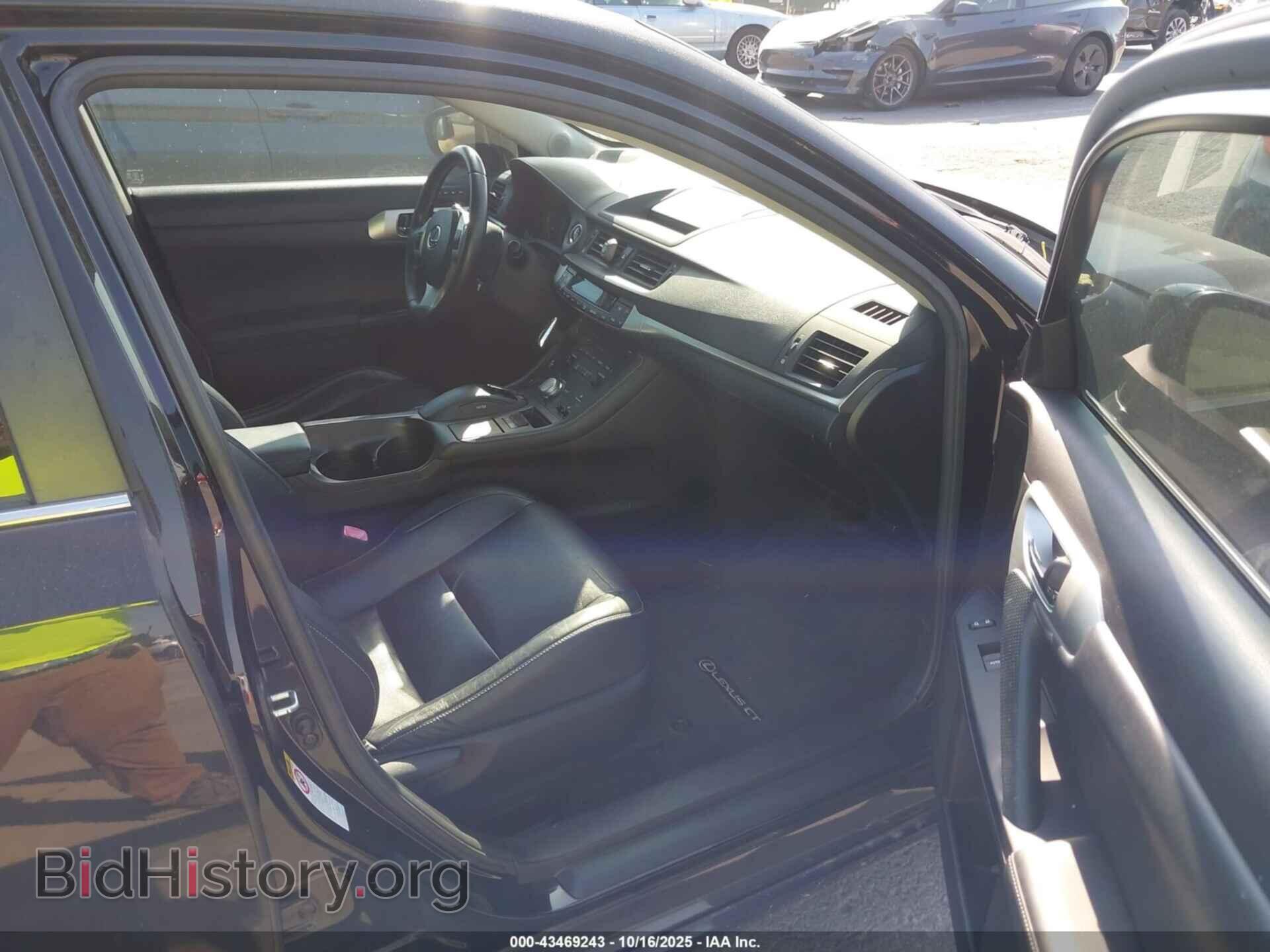2011 LEXUS CT 200H - VIN: JTHKD5BH9B2029192 - Фото 5
