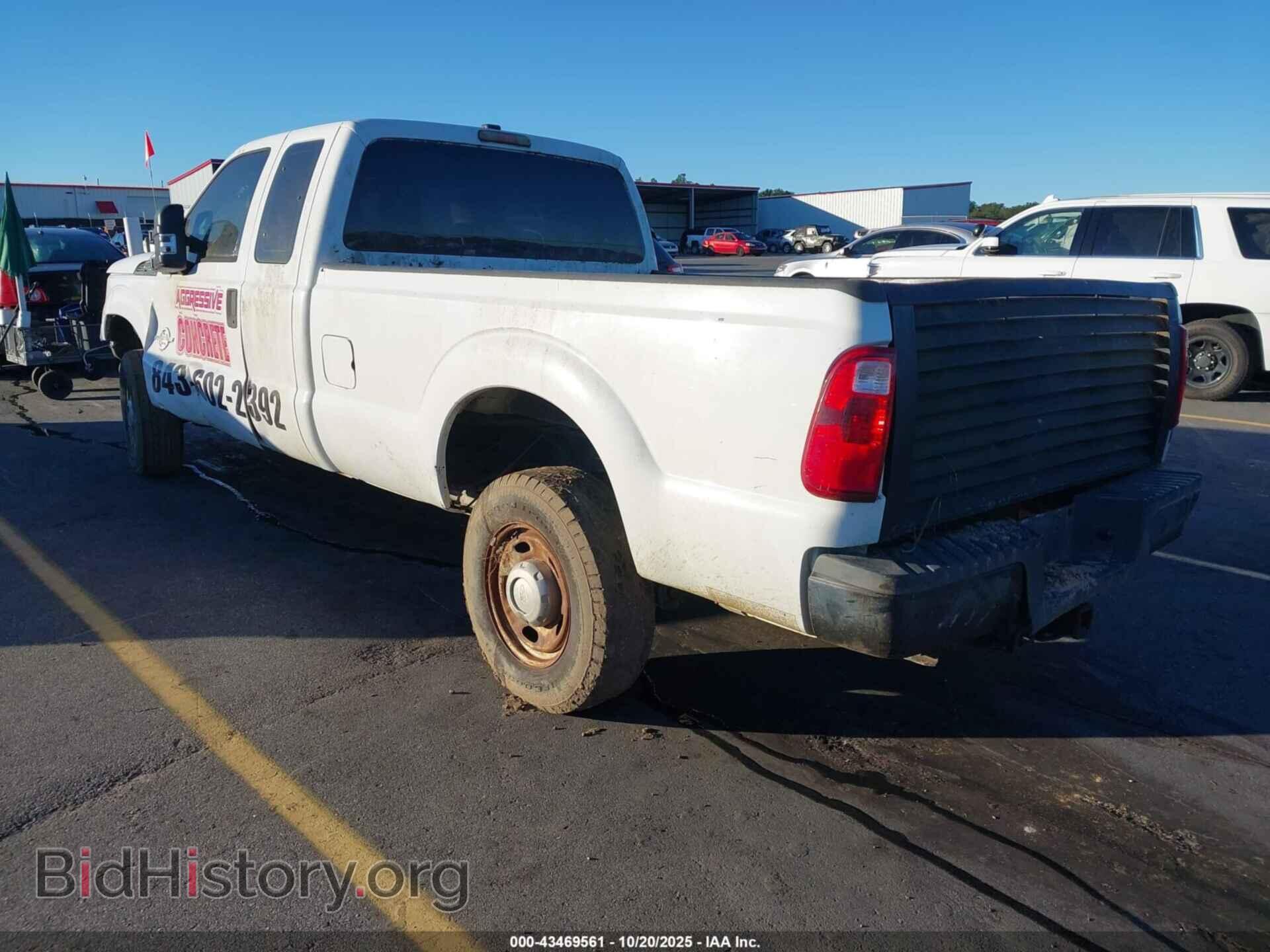 2011 FORD F-250 - VIN: 1FT7X2AT2BEC03220 - Фото 3
