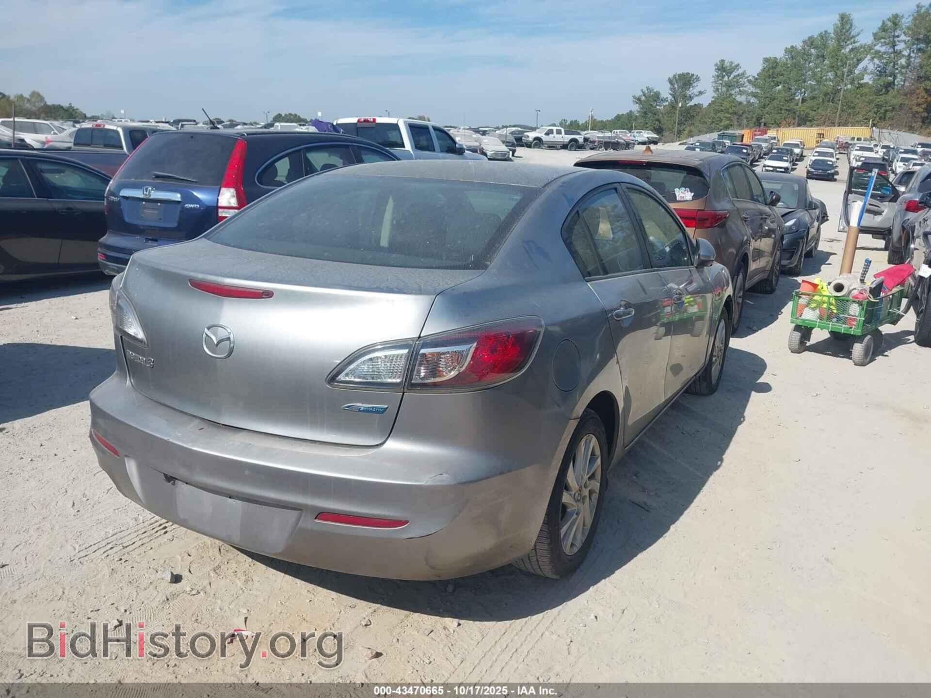 2013 MAZDA MAZDA3 - VIN: JM1BL1VP0D1772509 - Фото 4