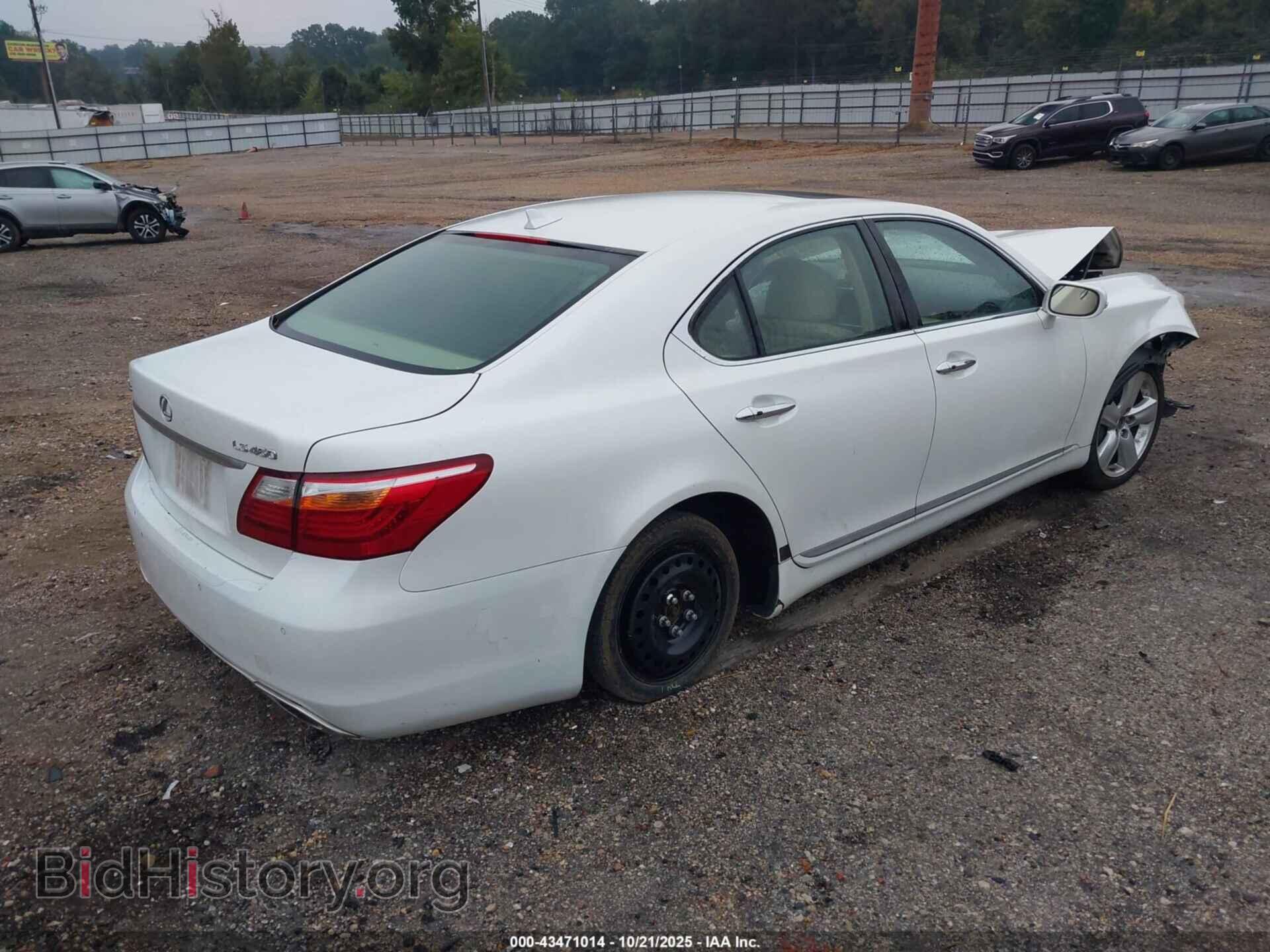 2010 LEXUS LS 460 - VIN: JTHBL5EF8A5097459 - Photo 4