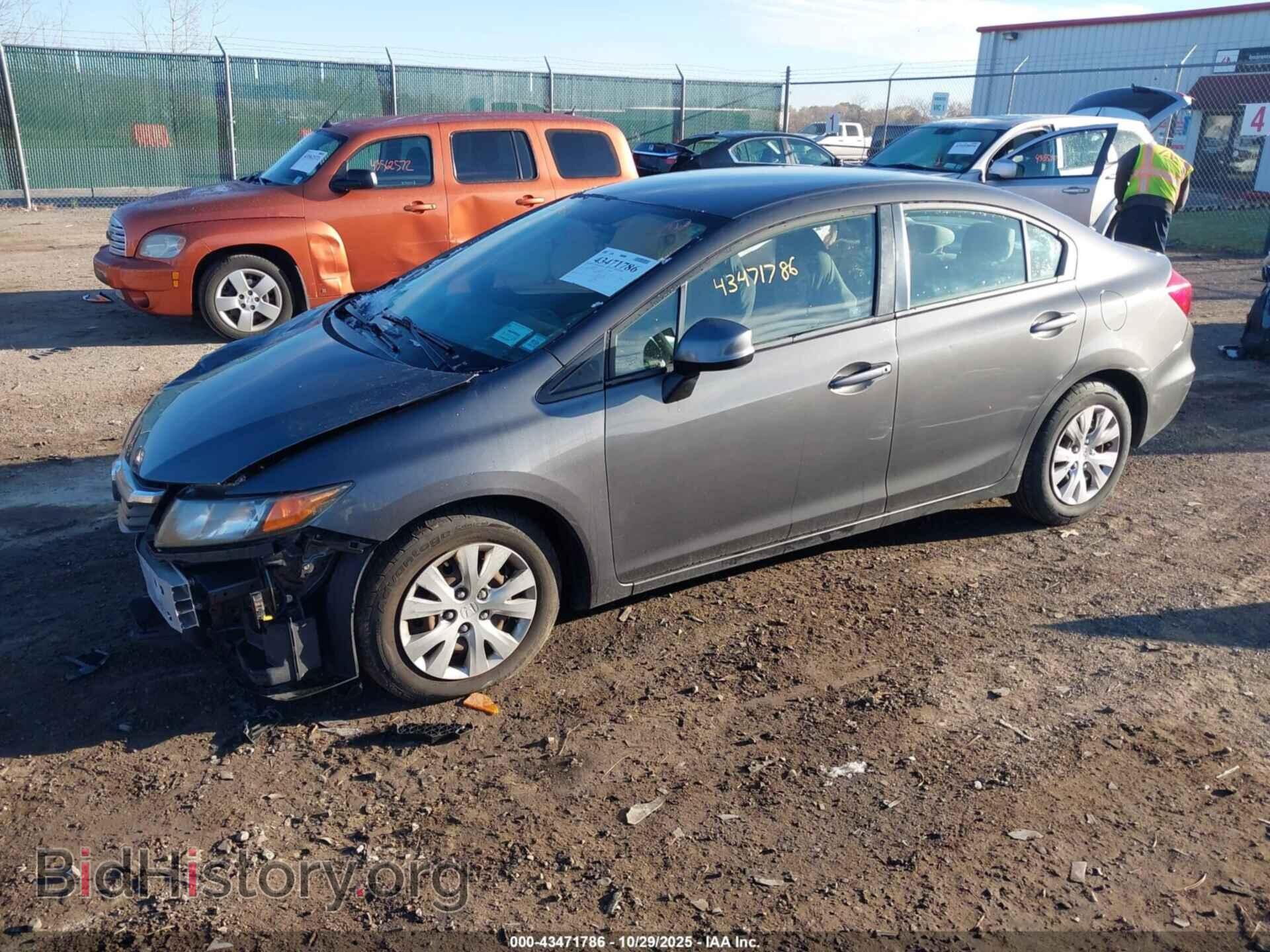 2012 HONDA CIVIC - VIN: 2HGFB2F59CH586444 - Фото 2