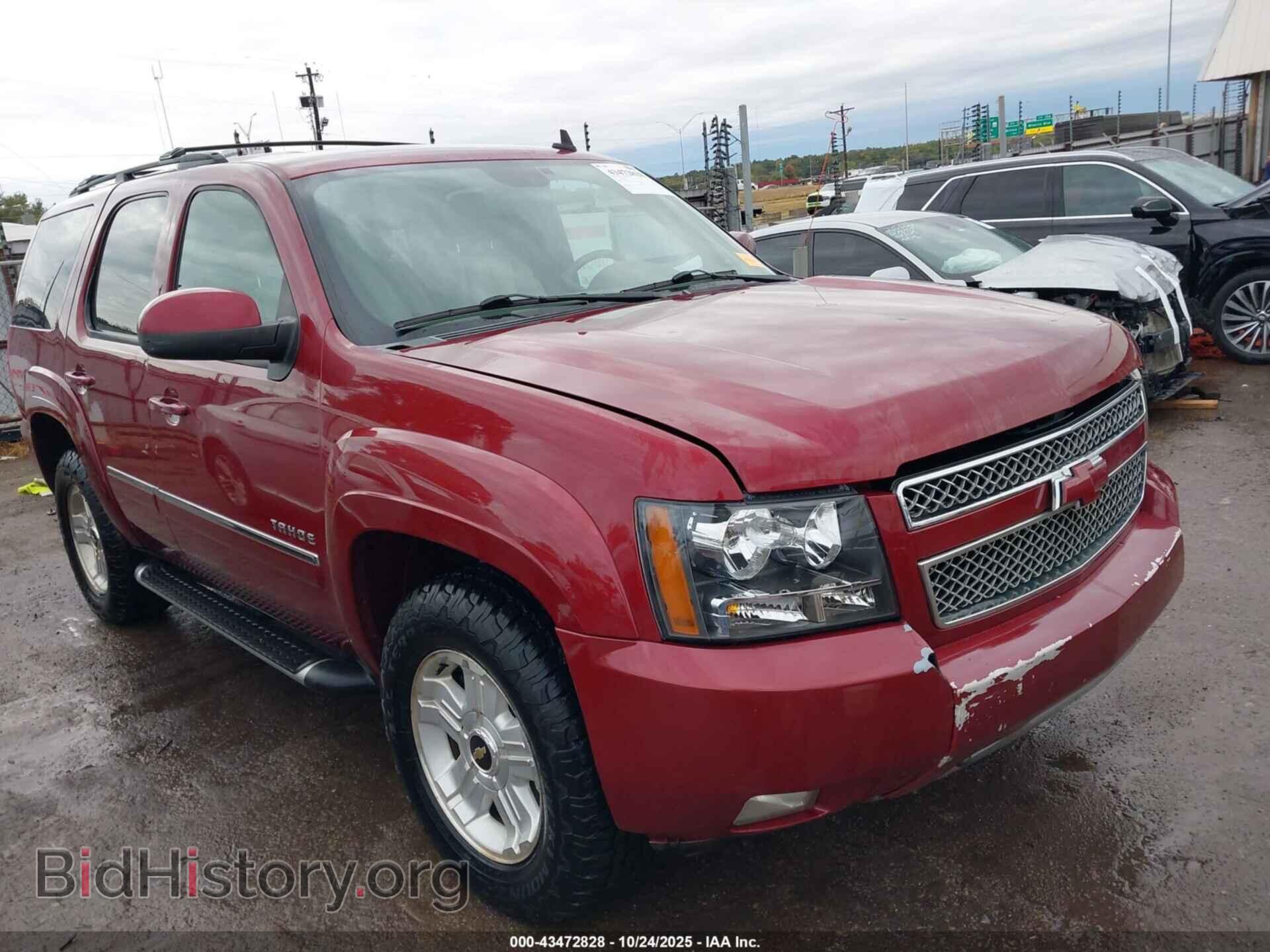 Photo 1GNSCBE07BR143473 - CHEVROLET TAHOE 2011