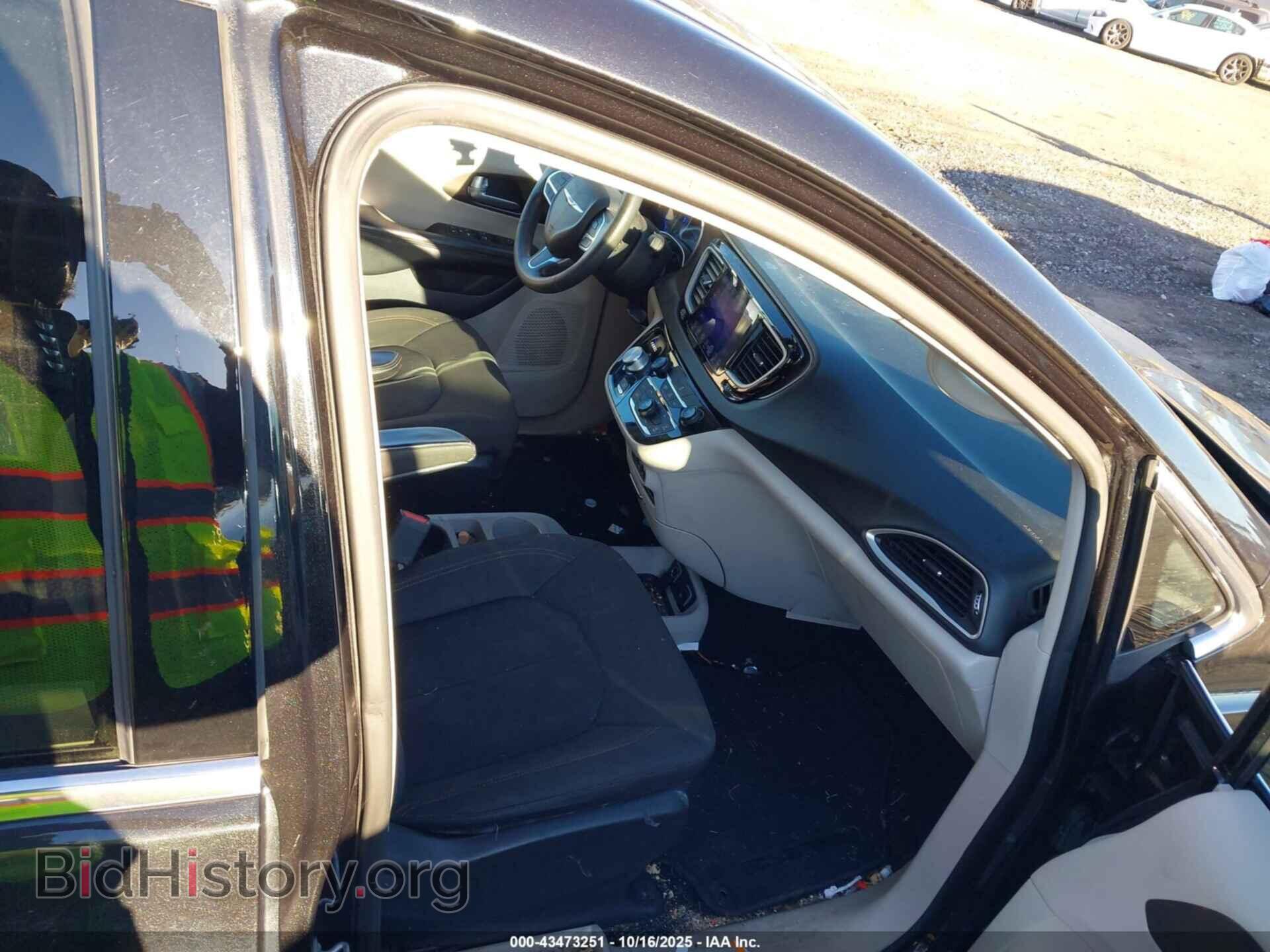 2017 CHRYSLER PACIFICA - VIN: 2C4RC1DG3HR552458 - Фото 5
