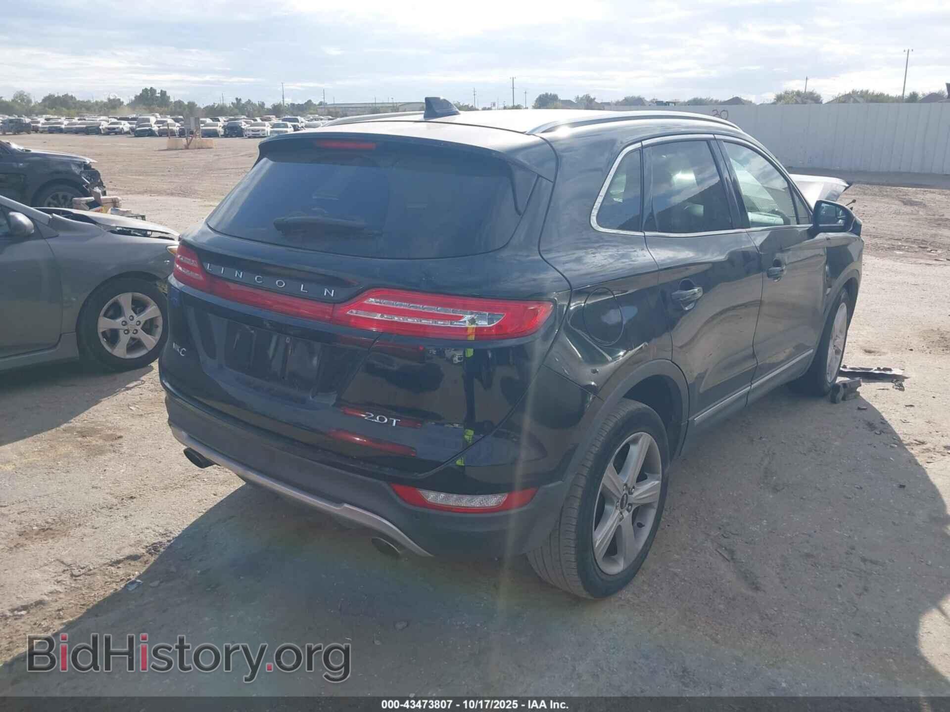 2017 LINCOLN MKC - VIN: 5LMCJ1C98HUL09075 - Photo 4