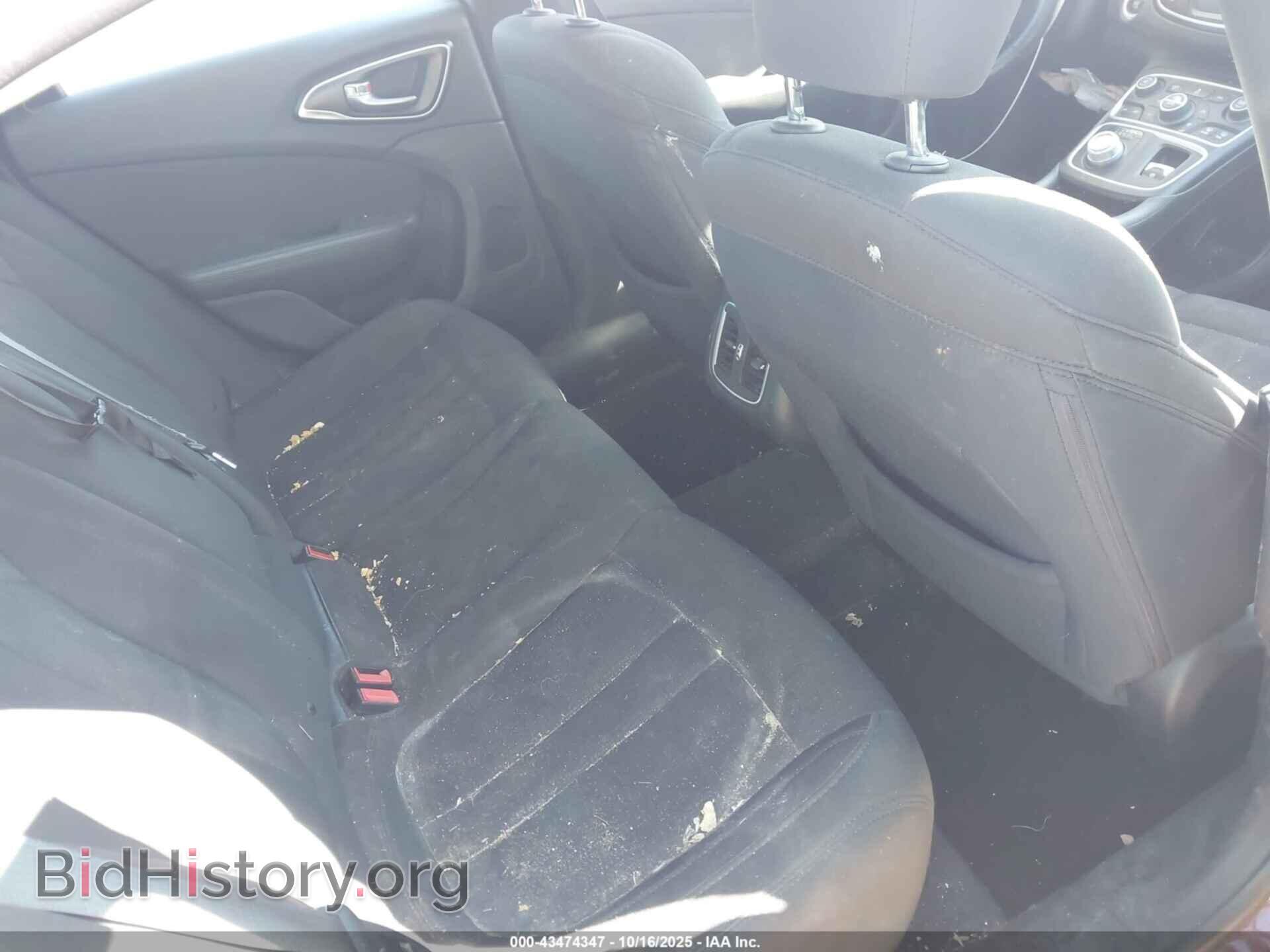 2016 CHRYSLER 200 - VIN: 1C3CCCAB4GN161460 - Фото 8