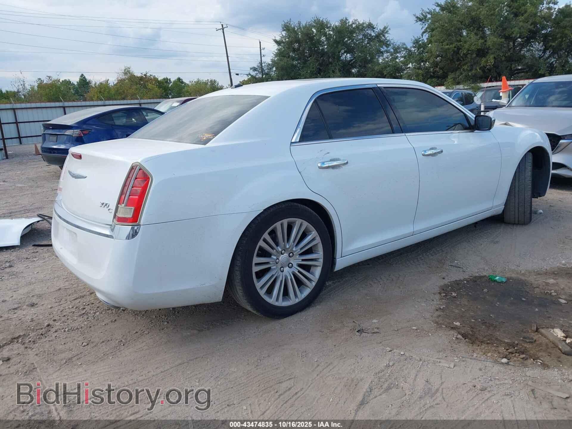 2014 CHRYSLER 300C - VIN: 2C3CCAEG5EH220130 - Фото 4