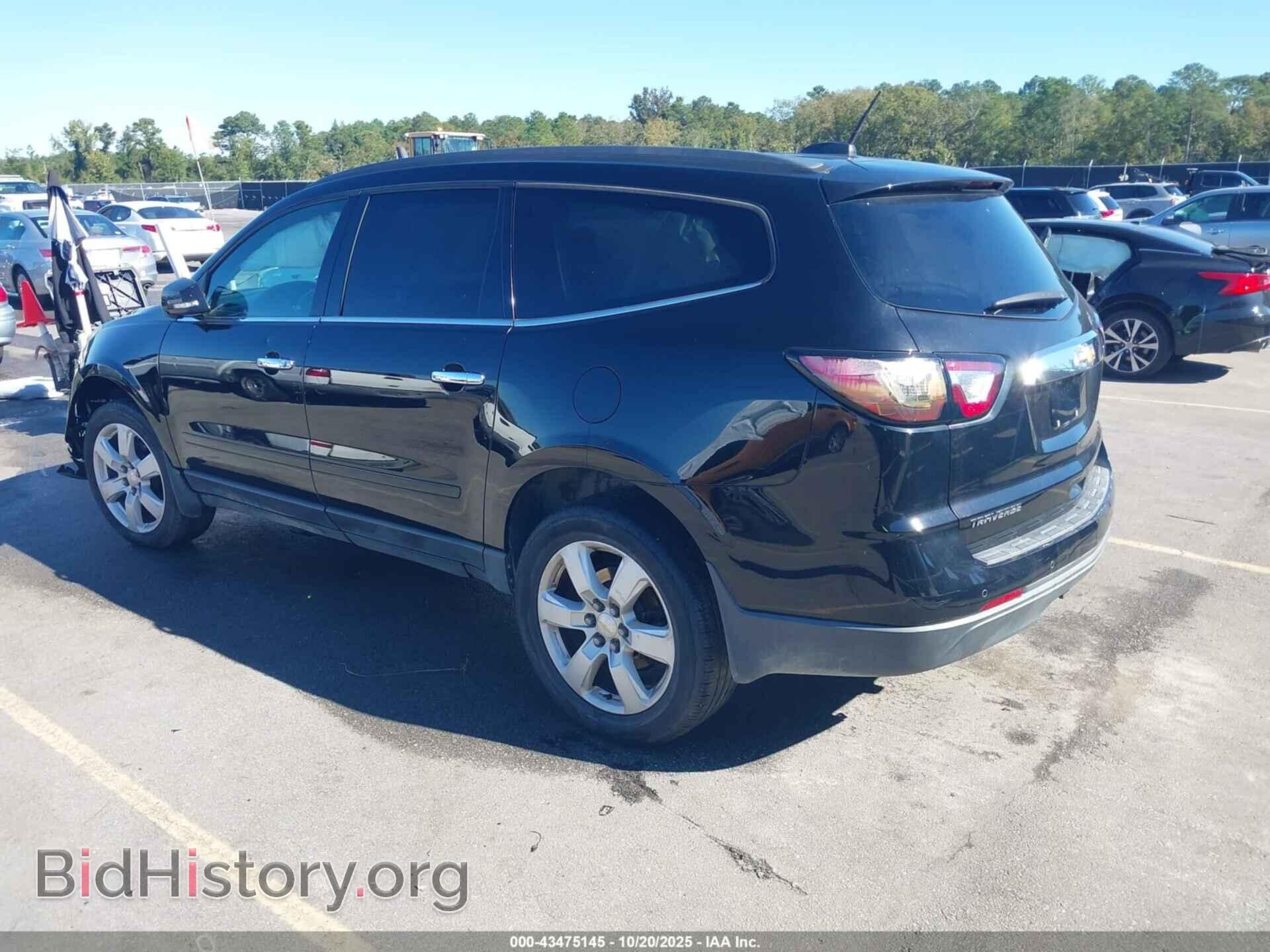 2017 CHEVROLET TRAVERSE - VIN: 1GNKRGKD5HJ230833 - Фото 3