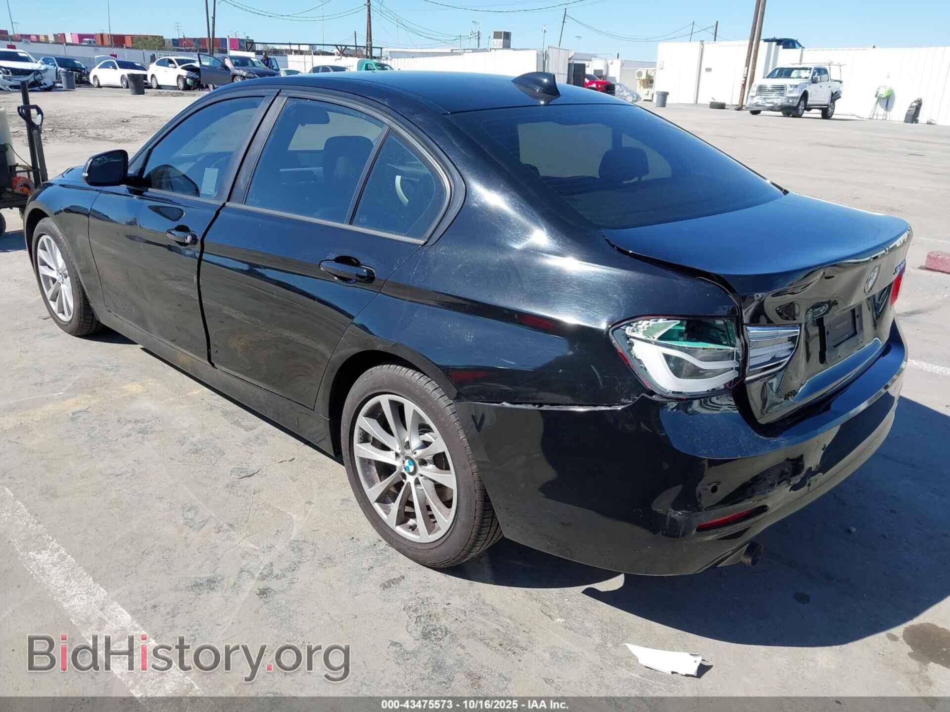 2016 BMW 320I - VIN: WBA8E1G55GNU11318 - Фото 3