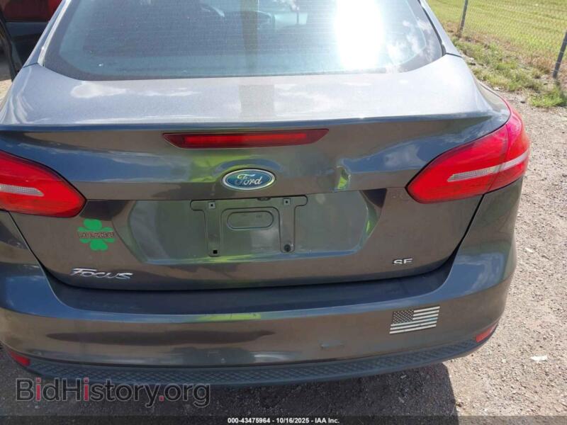 2017 Ford FOCUS (VIN 1FADP3F27HL342391) — photo 6 of 11