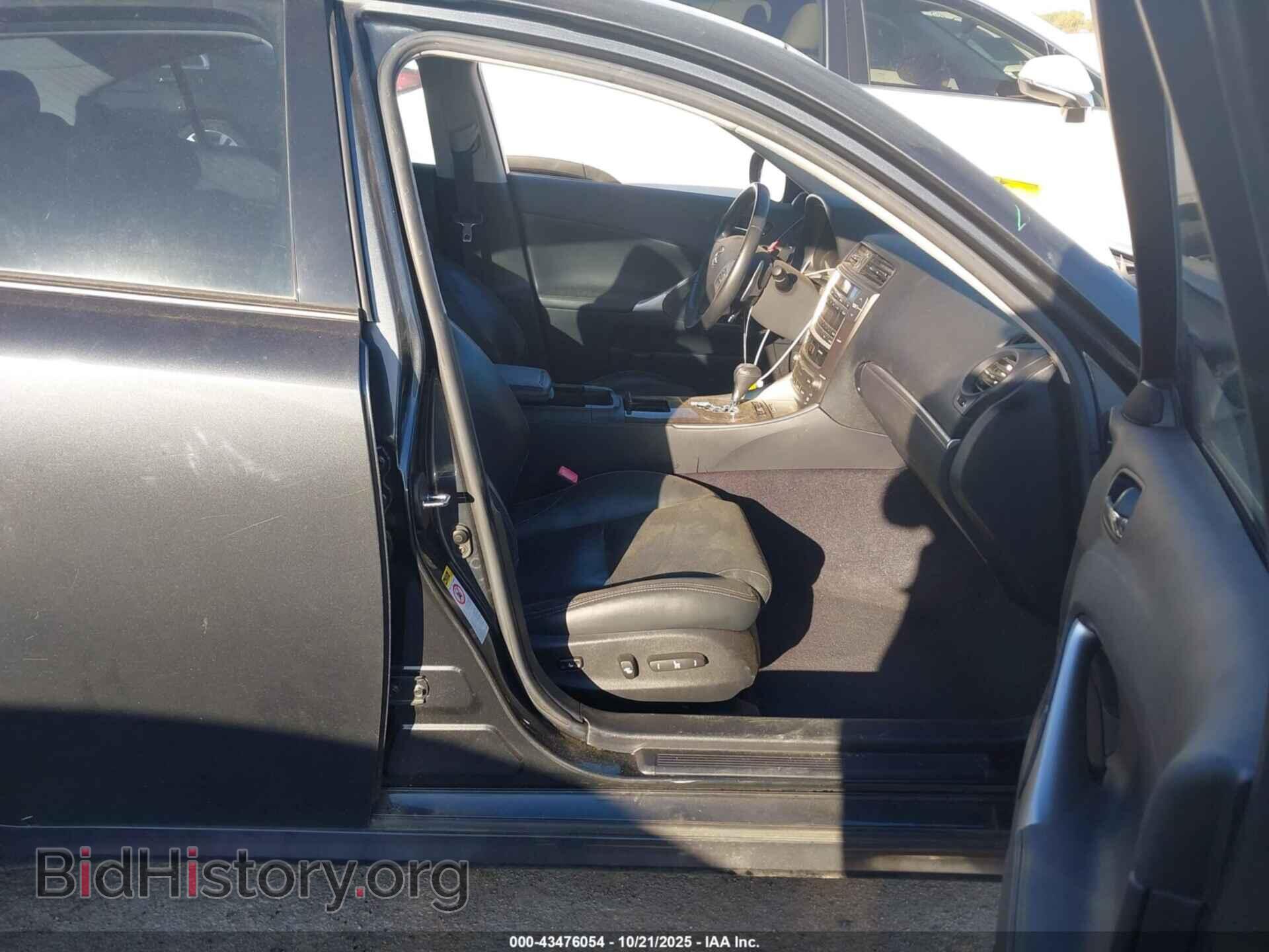 2011 LEXUS IS 250 - VIN: JTHBF5C23B5129095 - Photo 5