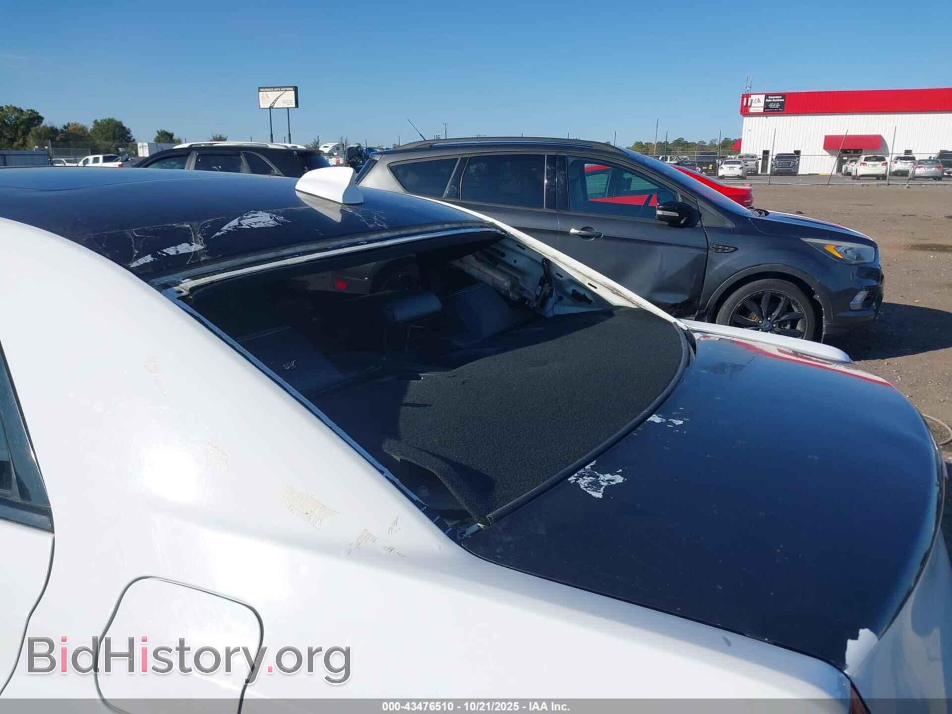 2017 CHRYSLER 300 - VIN: 2C3CCAGG6HH512788 - Фото 19