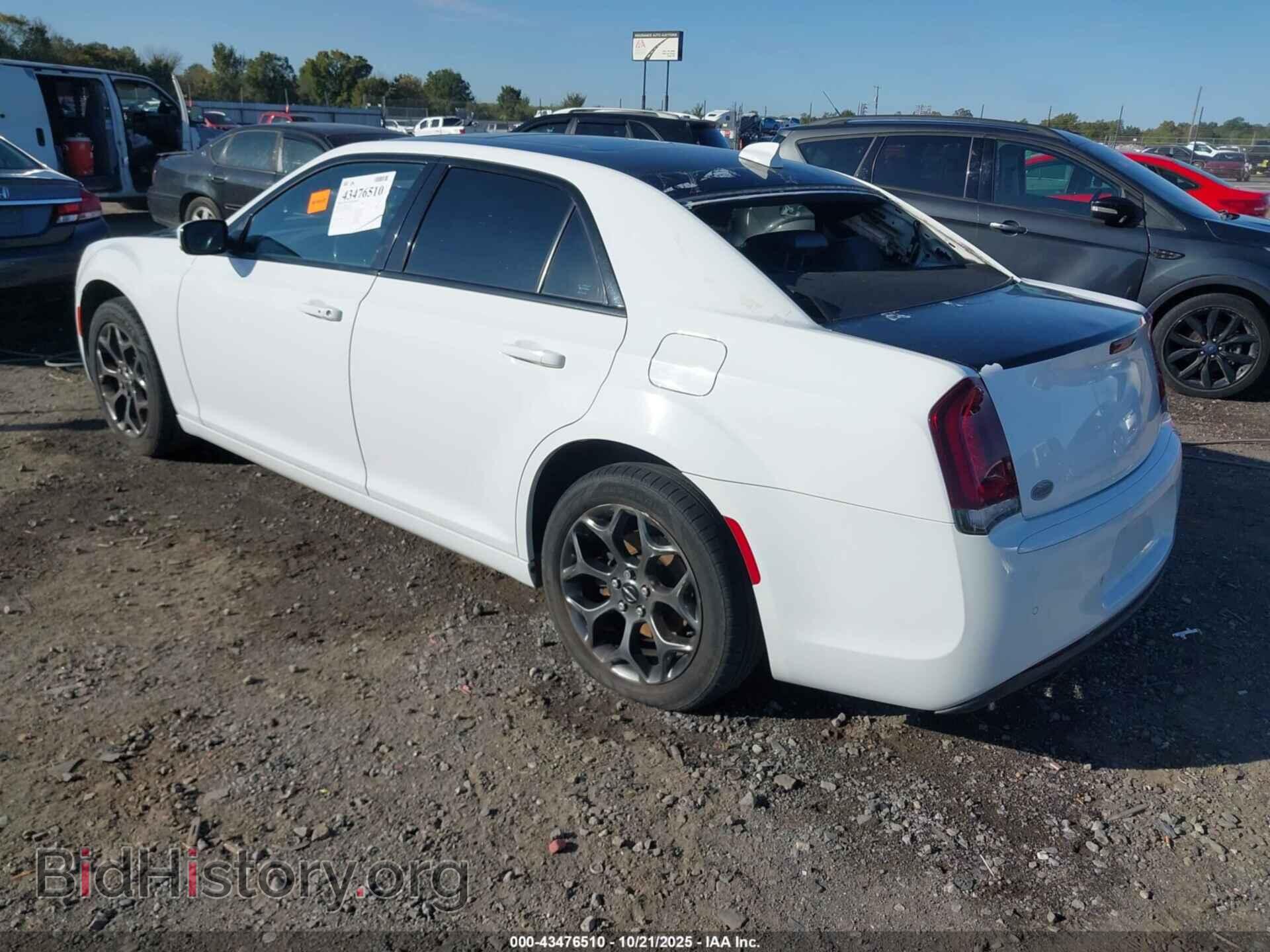 2017 CHRYSLER 300 - VIN: 2C3CCAGG6HH512788 - Фото 3