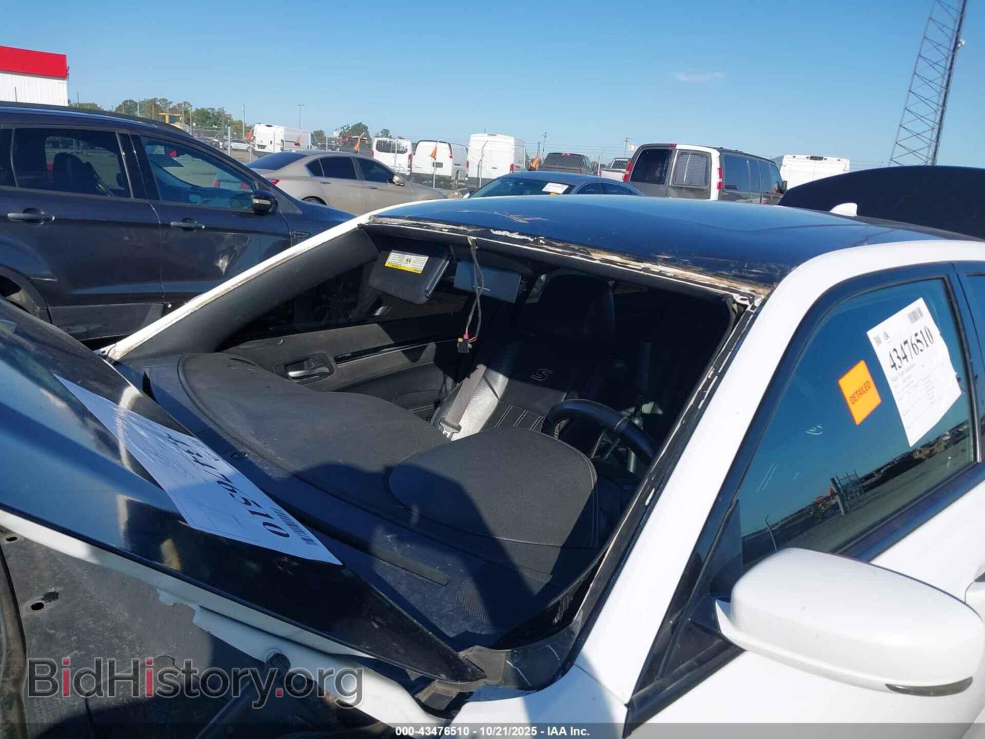2017 CHRYSLER 300 - VIN: 2C3CCAGG6HH512788 - Фото 6