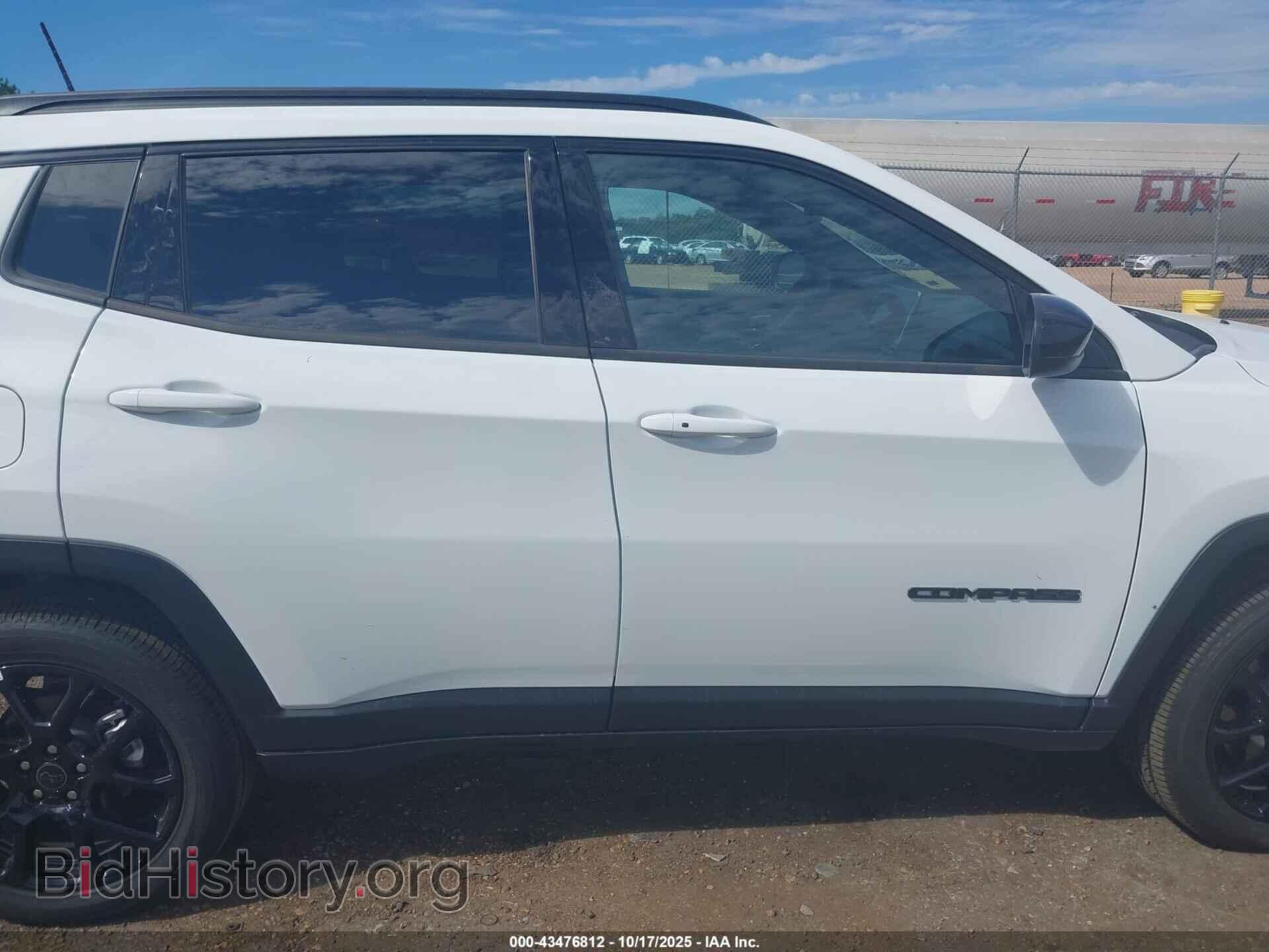 2025 JEEP COMPASS - VIN: 3C4NJDBN3ST624366 - Фото 13