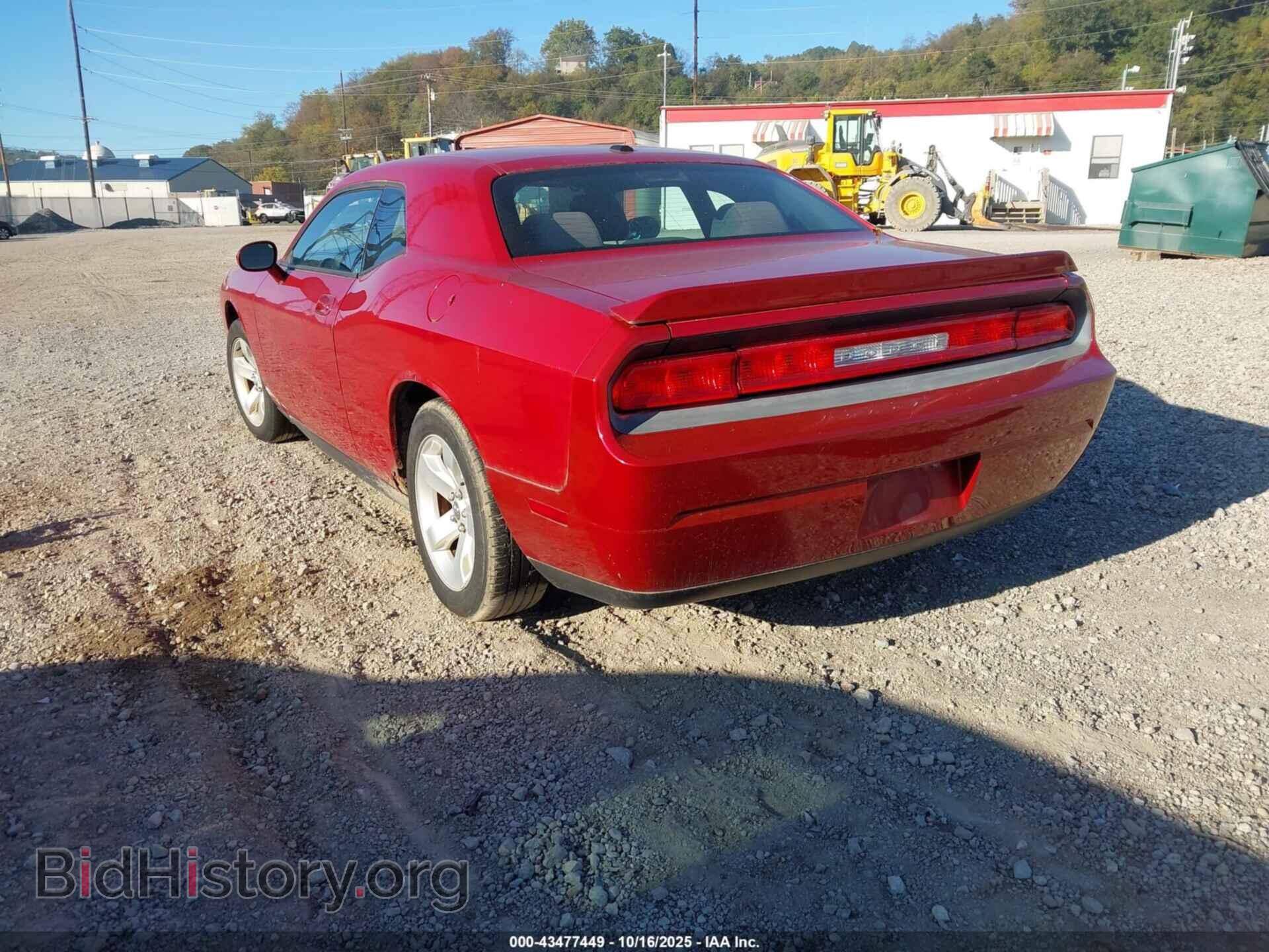 2010 DODGE CHALLENGER - VIN: 2B3CJ4DV8AH241049 - Фото 3