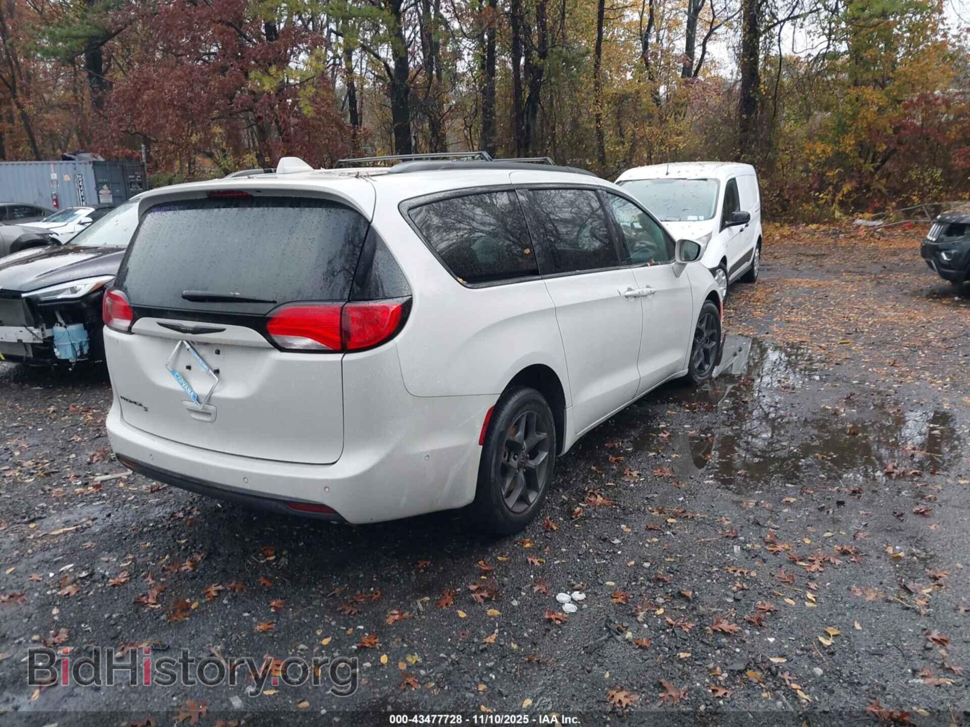 2019 CHRYSLER PACIFICA - VIN: 2C4RC1EG6KR605398 - Photo 4
