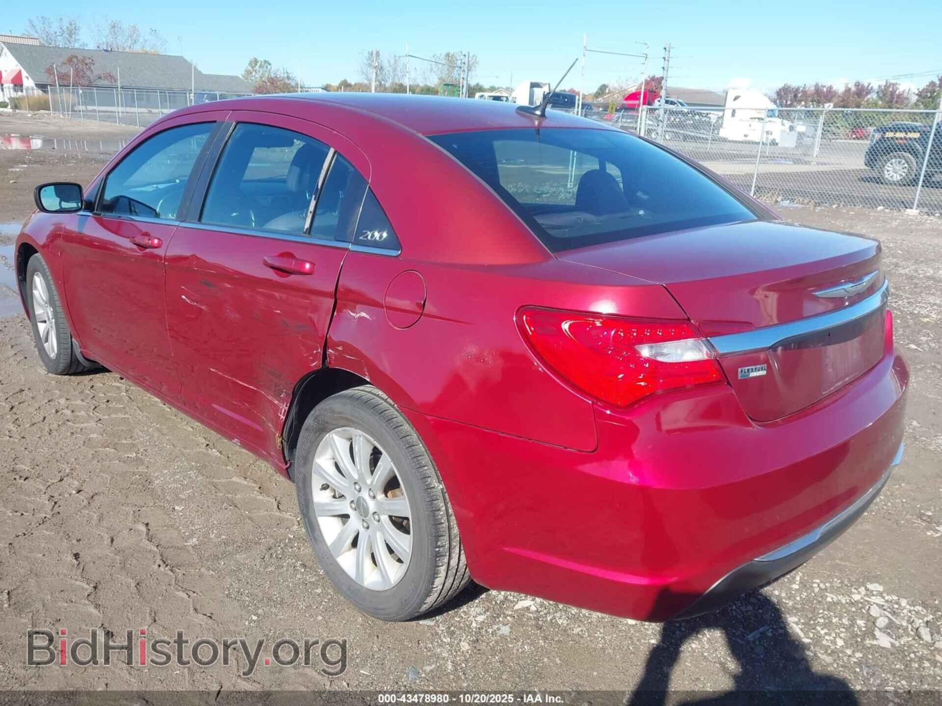2013 CHRYSLER 200 - VIN: 1C3CCBBG3DN556536 - Фото 3