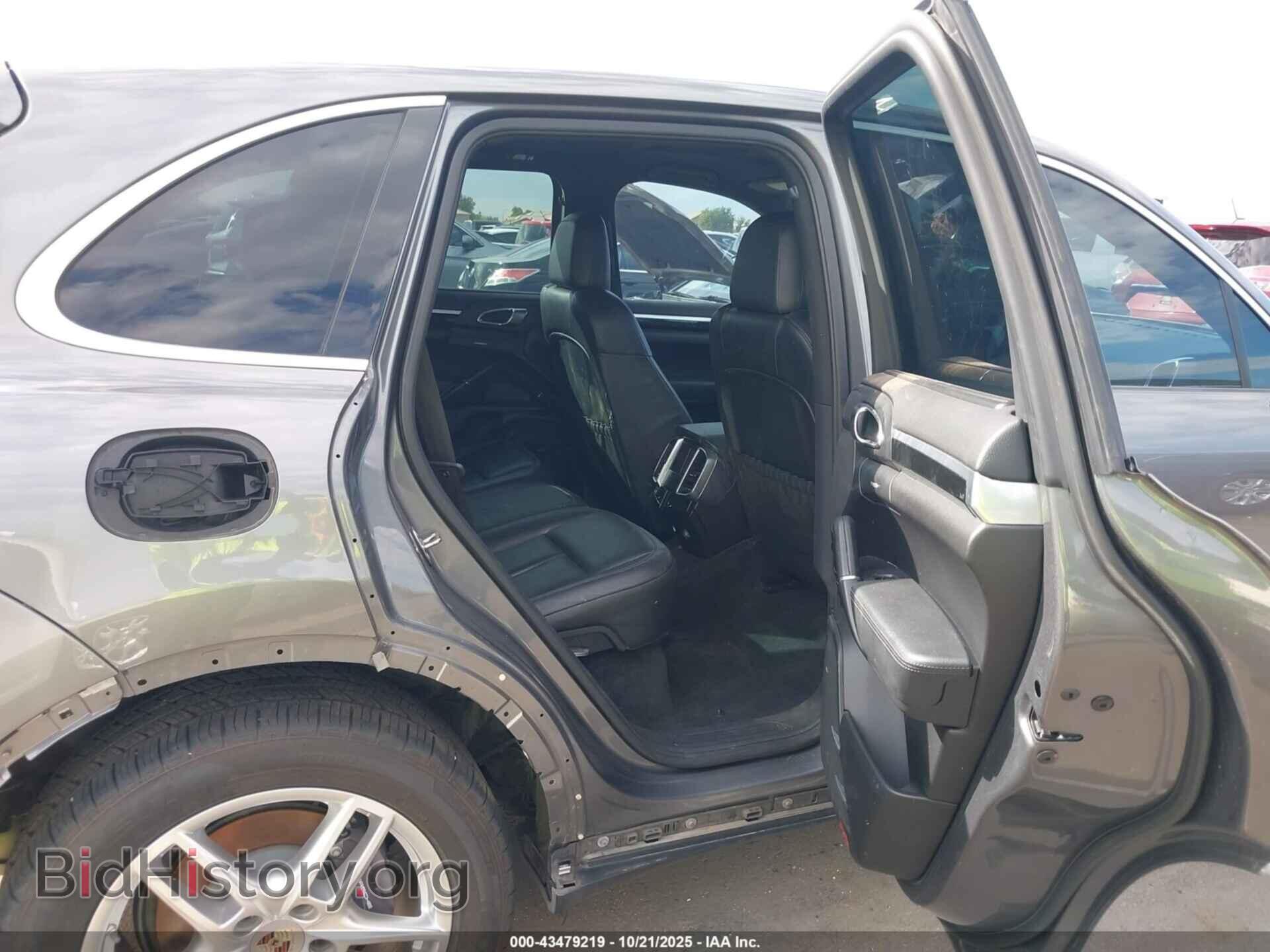 2013 PORSCHE CAYENNE - VIN: WP1AA2A25DLA03699 - Photo 8