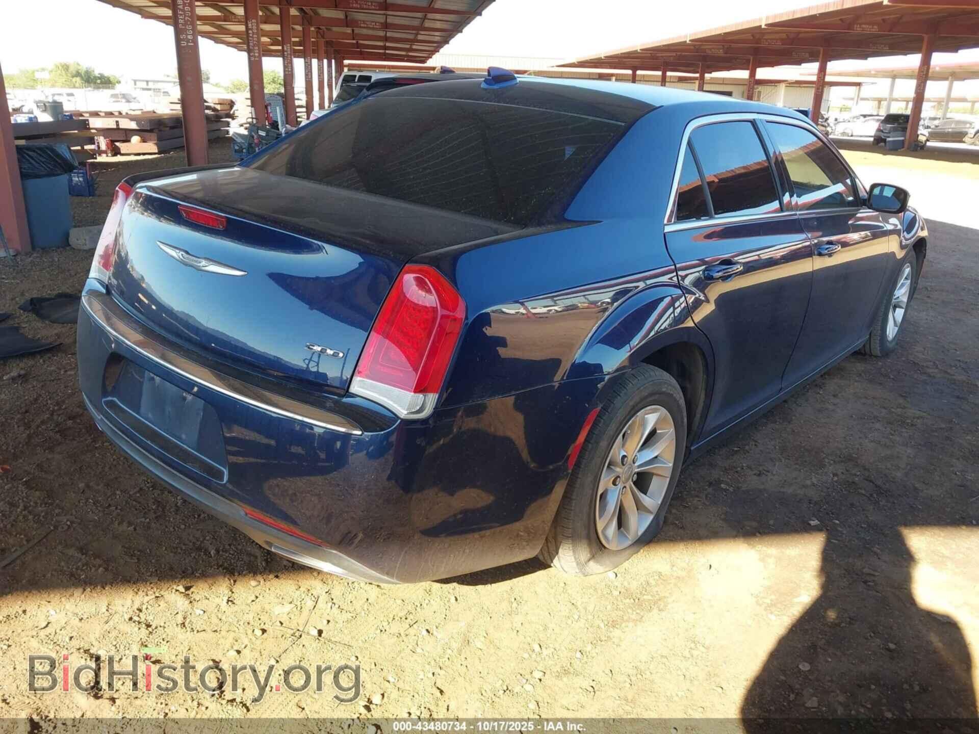2016 CHRYSLER 300 - VIN: 2C3CCAAG3GH182373 - Фото 4