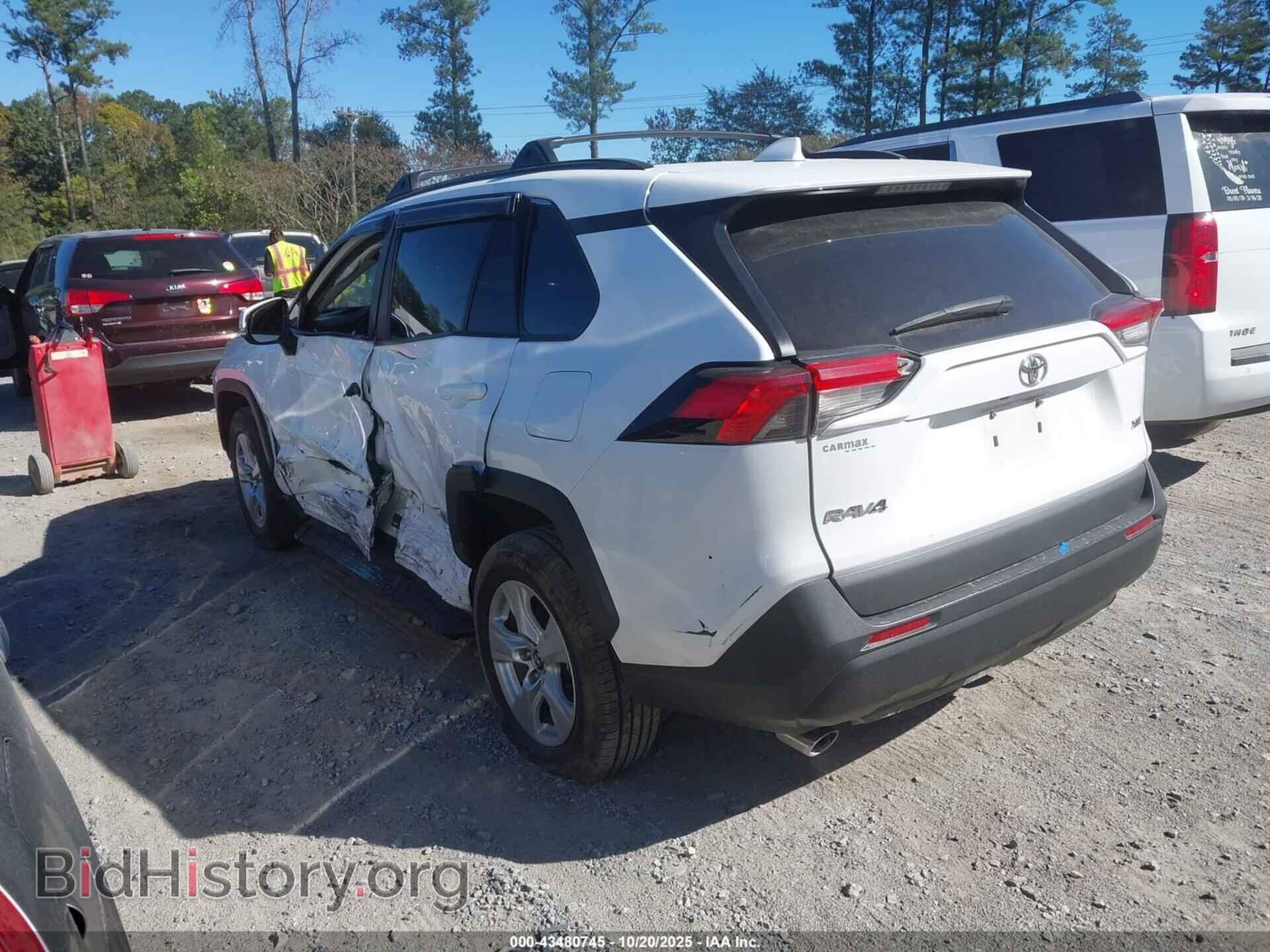 2021 TOYOTA RAV4 - VIN: 2T3W1RFV8MC107122 - Фото 3