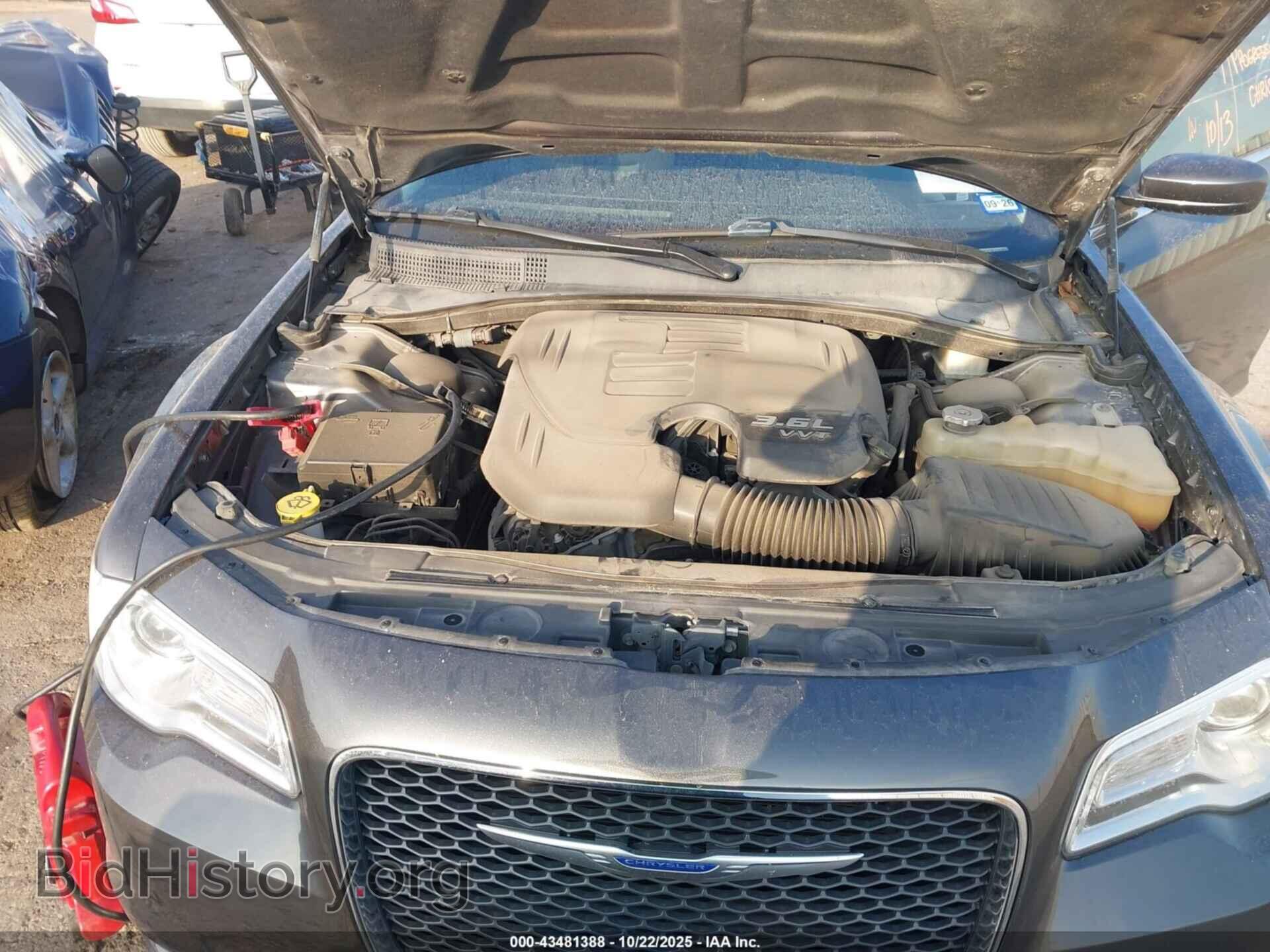 2021 CHRYSLER 300 - VIN: 2C3CCAAGXMH516295 - Фото 10