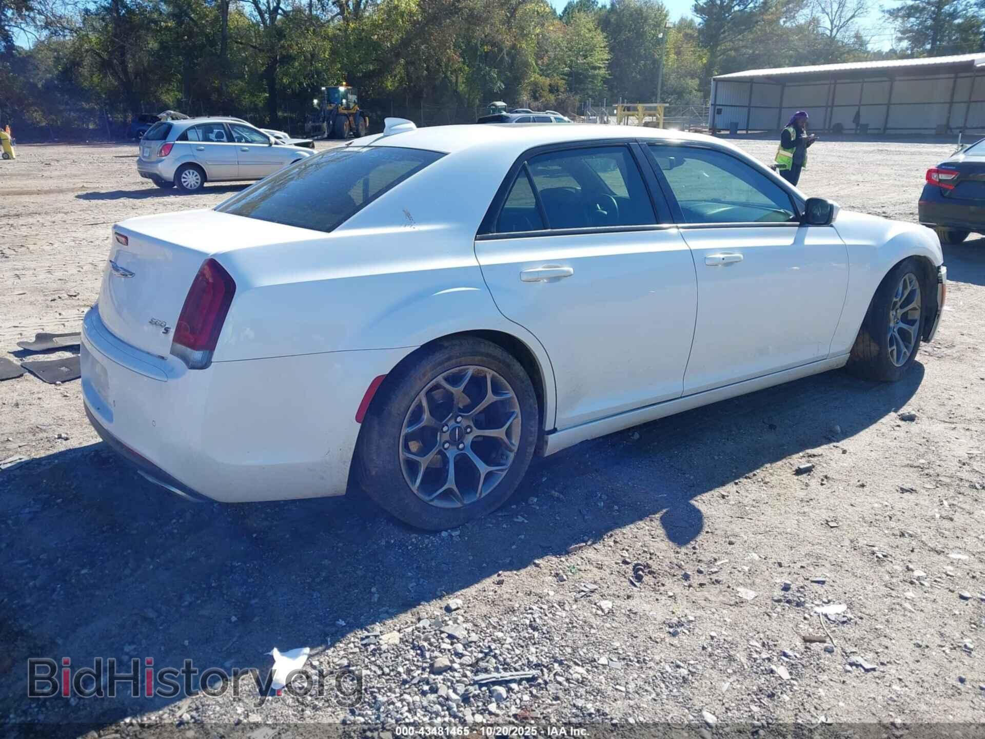 2015 CHRYSLER 300 - VIN: 2C3CCABG1FH894099 - Фото 4