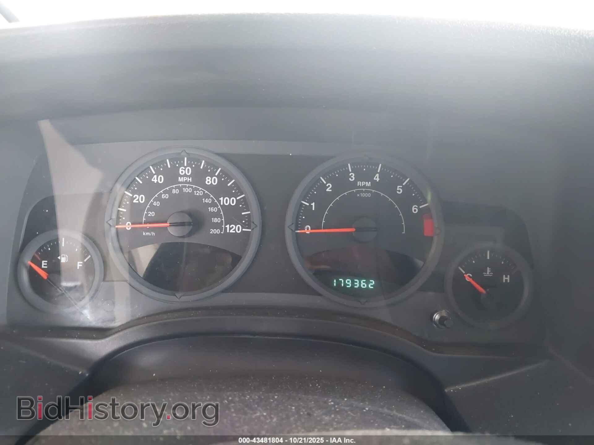2008 JEEP COMPASS - VIN: 1J8FT47W78D661170 - Фото 7