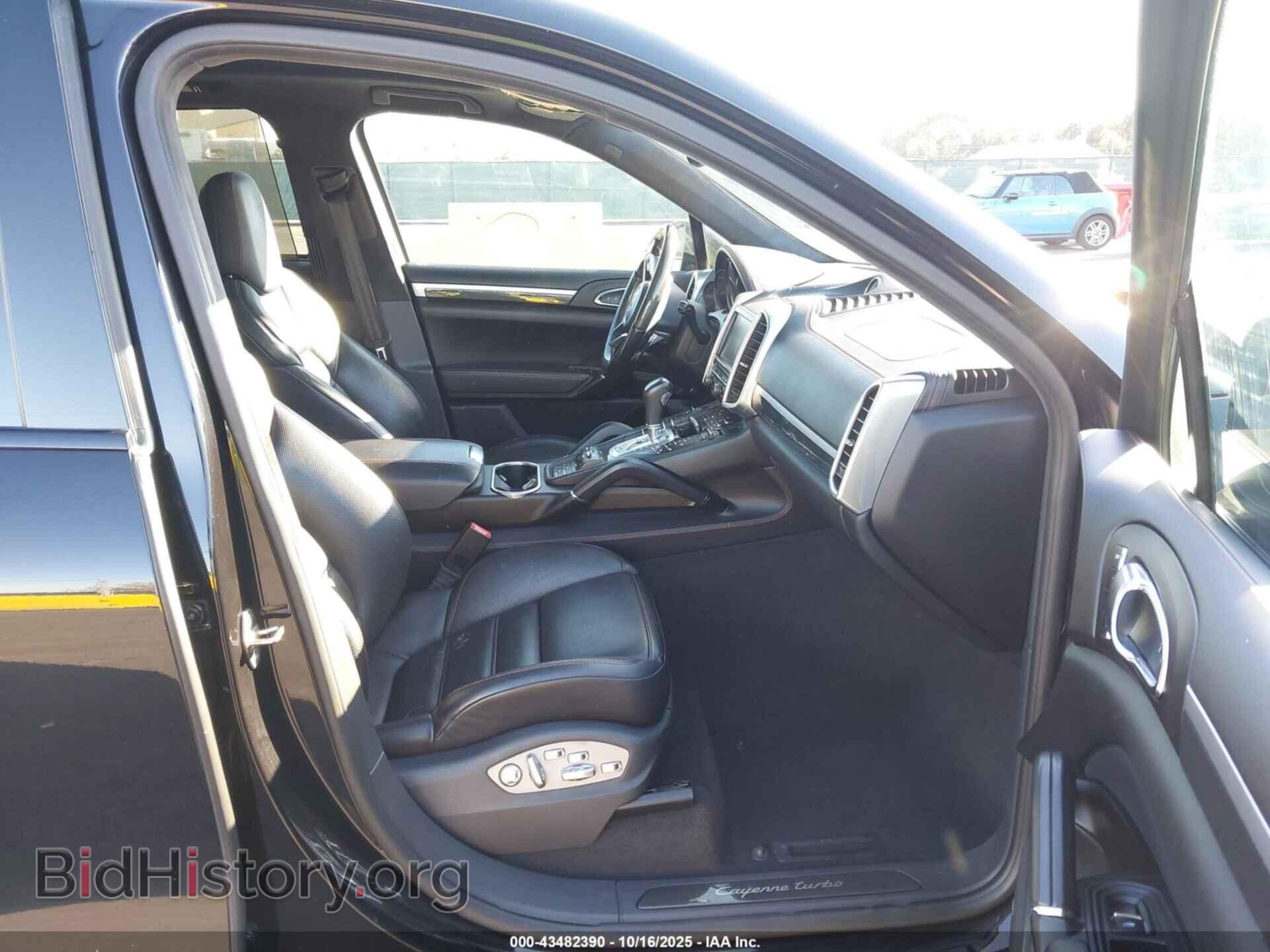 2016 PORSCHE CAYENNE - VIN: WP1AC2A29GLA89324 - Фото 5