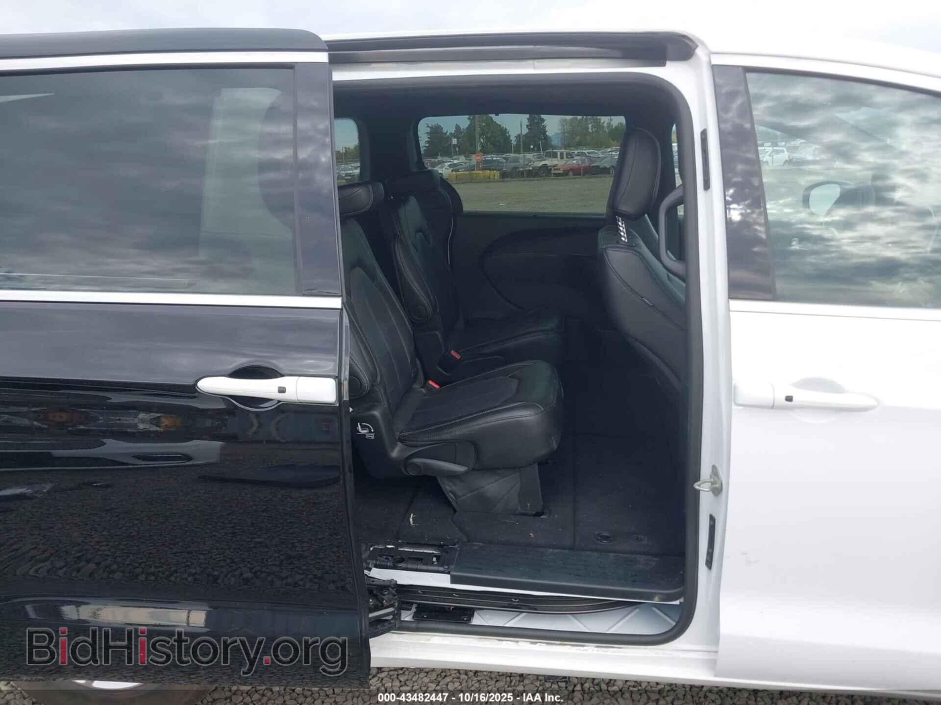 2025 CHRYSLER PACIFICA - VIN: 2C4RC1BG3SR554401 - Фото 8