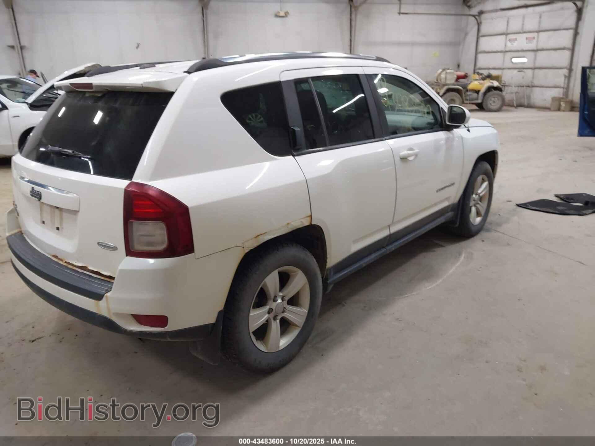 2014 JEEP COMPASS - VIN: 1C4NJDEB5ED641701 - Photo 4
