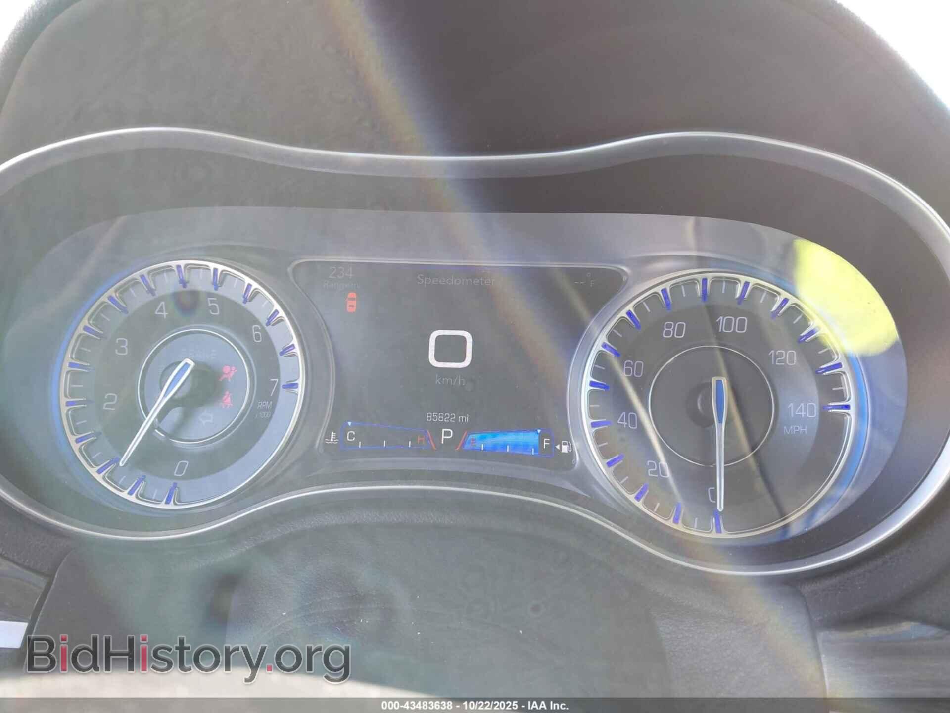 2018 CHRYSLER 300 - VIN: 2C3CCARG1JH283763 - Фото 7