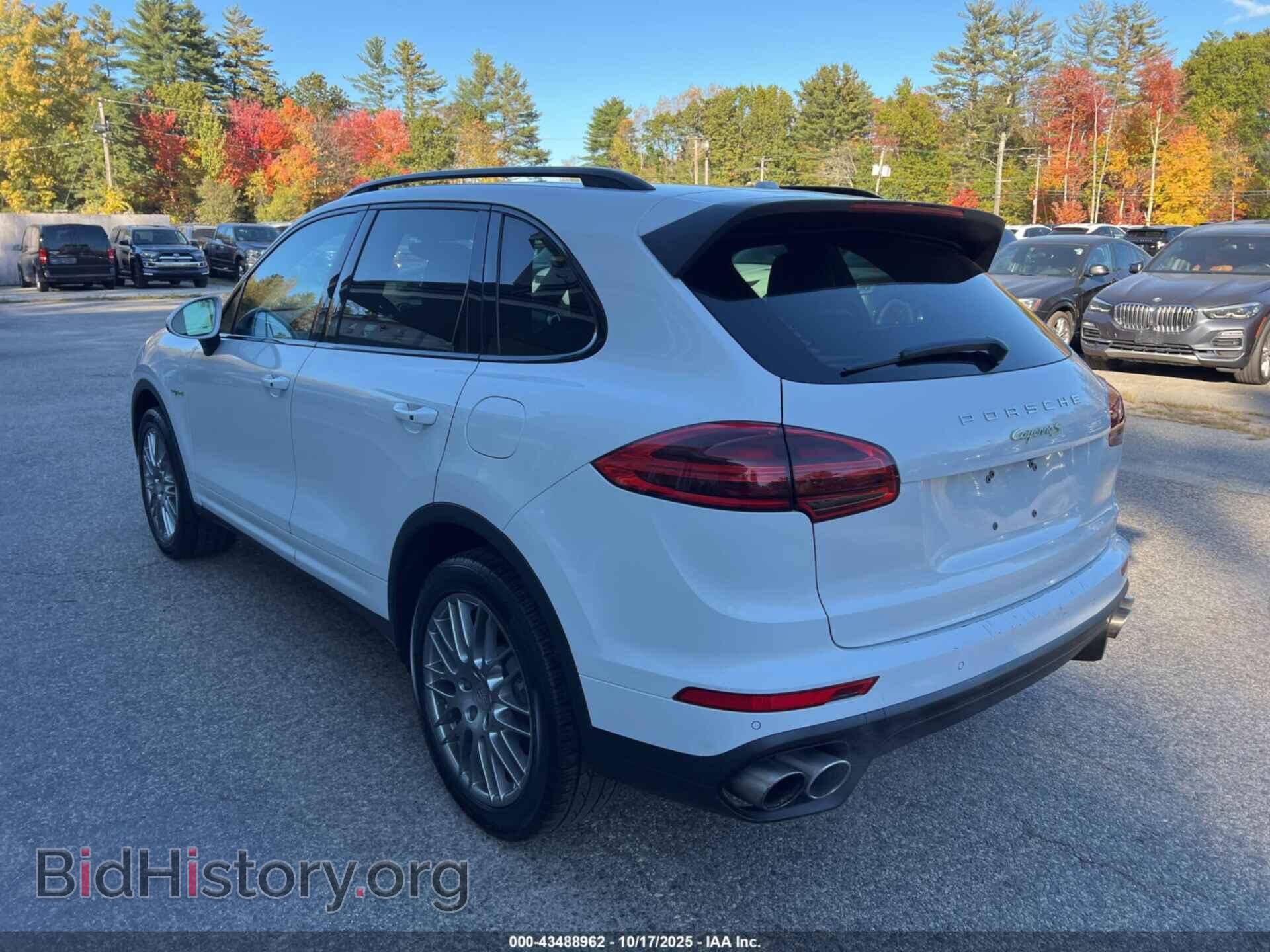2016 PORSCHE CAYENNE E-HYBRID - VIN: WP1AE2A20GLA17115 - Фото 3