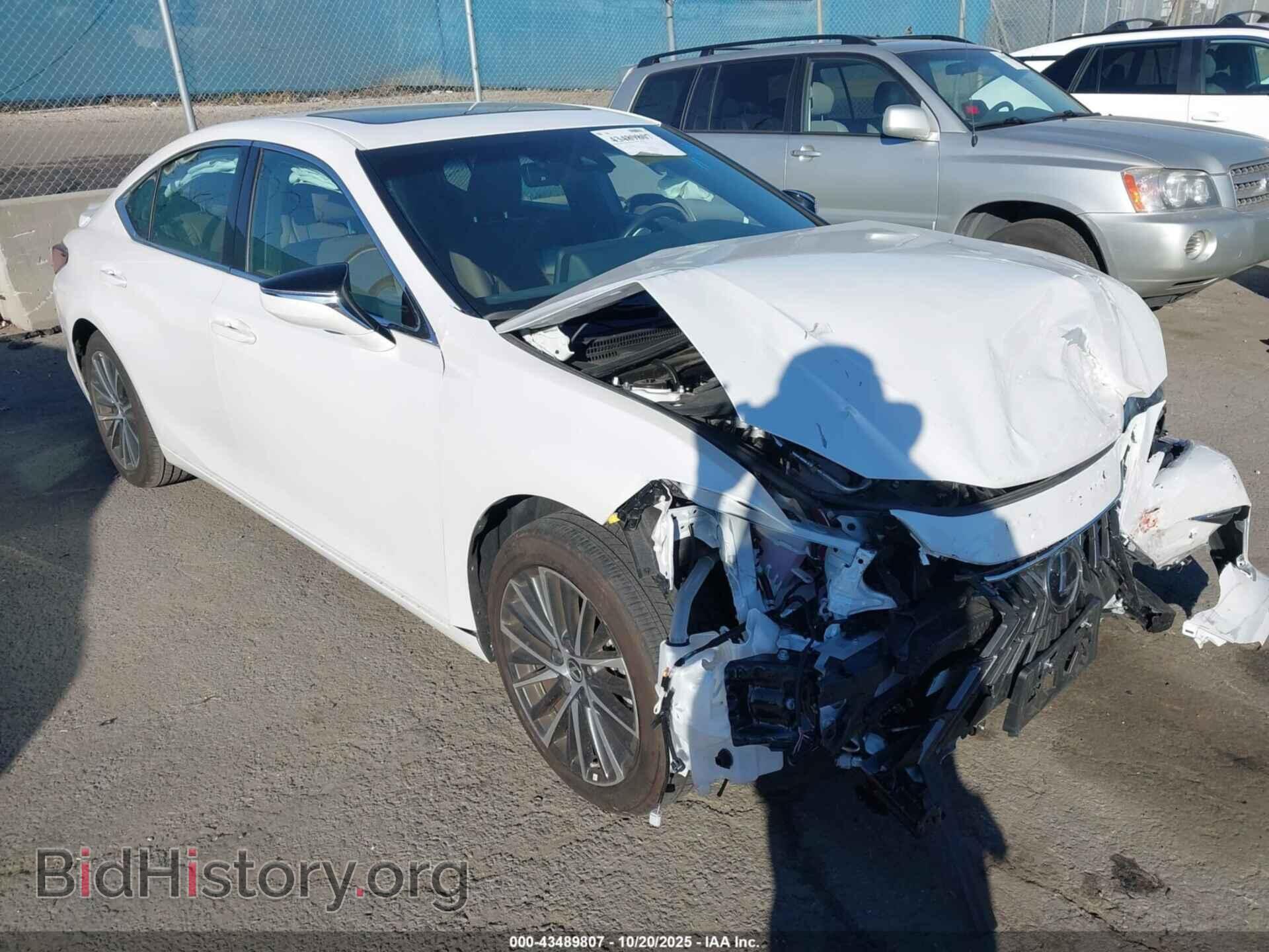 Photo 58ADA1C19SU058004 - LEXUS ES 300H 2025