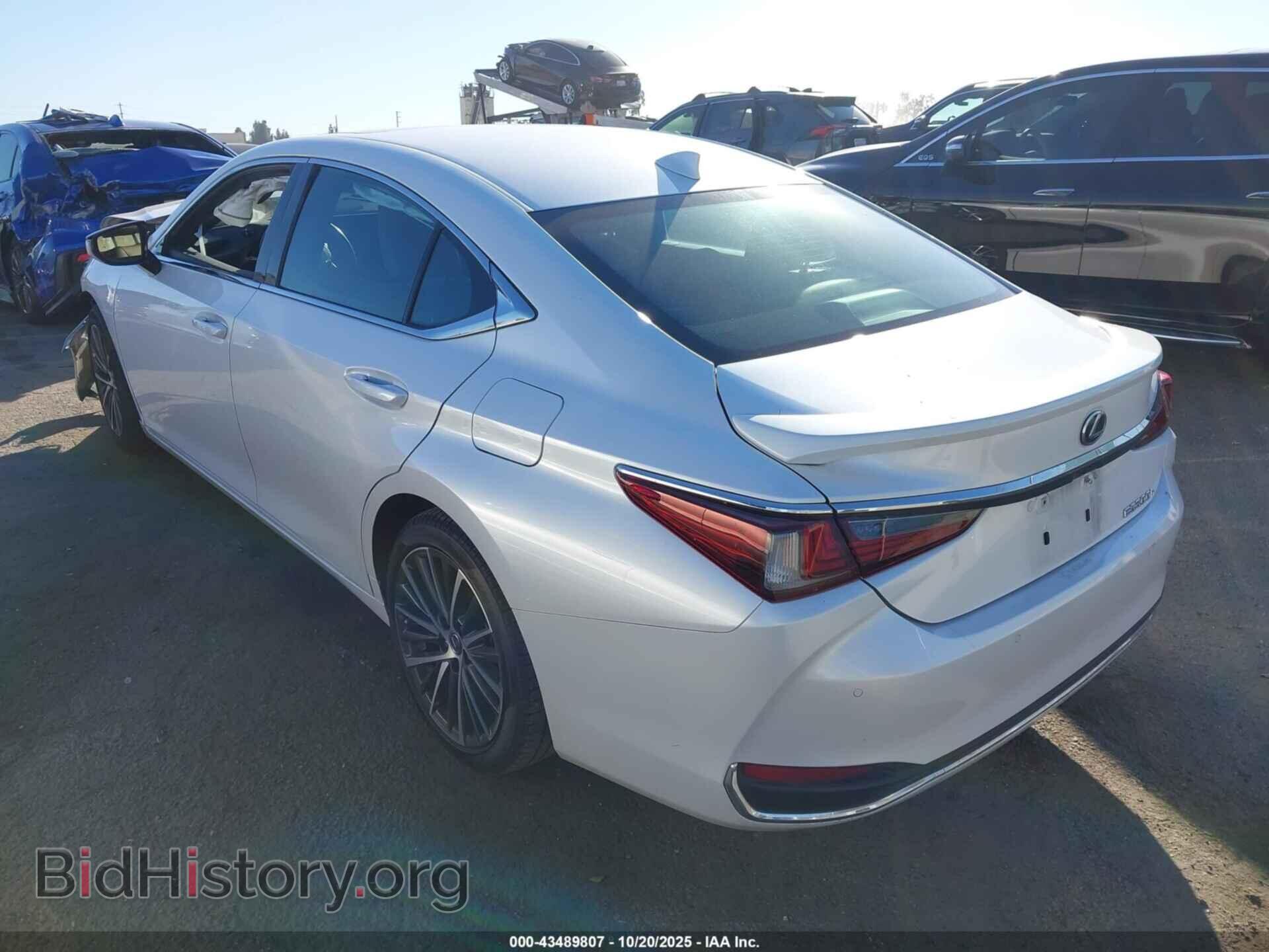 2025 LEXUS ES 300H - VIN: 58ADA1C19SU058004 - Photo 3