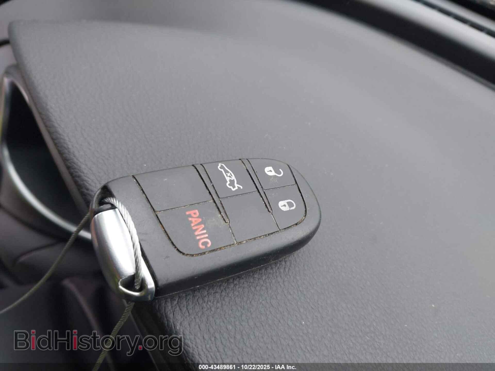 2016 CHRYSLER 200 - VIN: 1C3CCCABXGN189280 - Фото 11