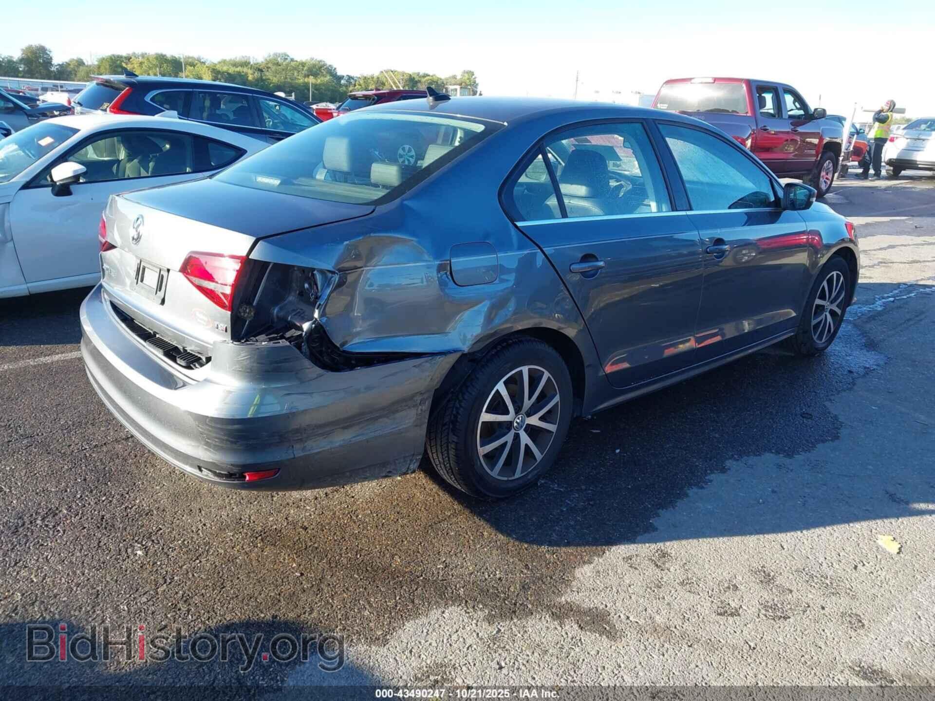 2017 VOLKSWAGEN JETTA - VIN: 3VWDB7AJ4HM388514 - Фото 4