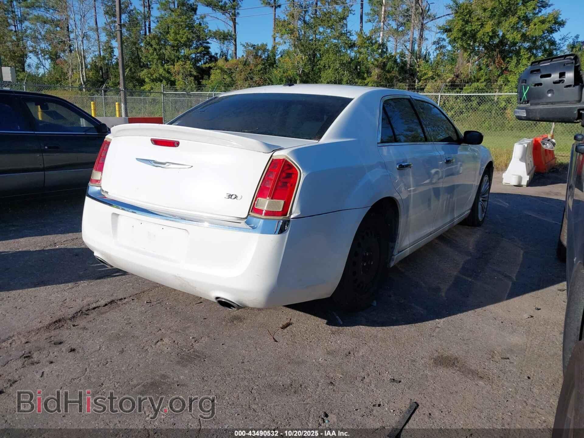 2011 CHRYSLER 300 - VIN: 2C3CA5CG9BH529398 - Фото 4