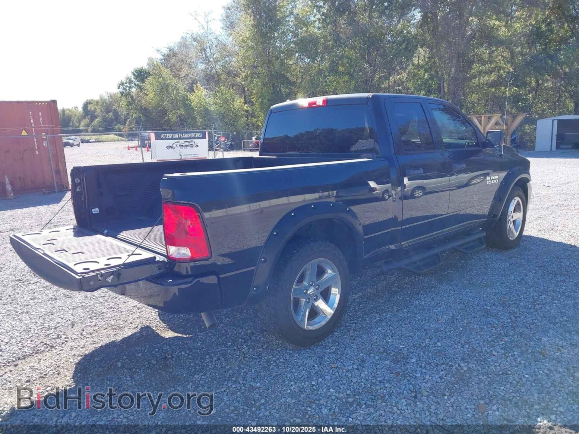 2018 RAM 1500 - VIN: 1C6RR7FG7JS260936 - Photo 4