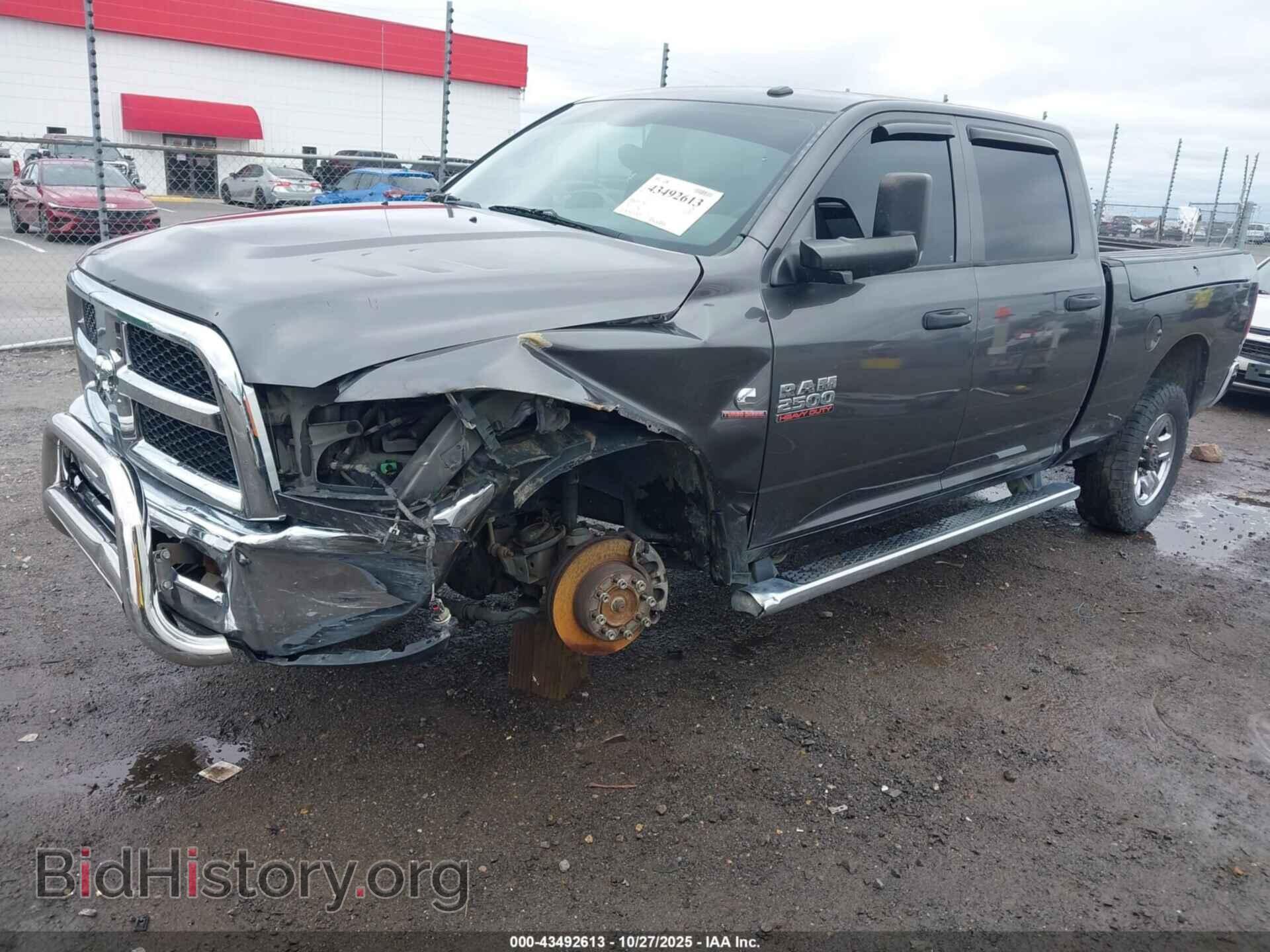 2015 RAM 2500 - VIN: 3C6UR5CL3FG645960 - Фото 2