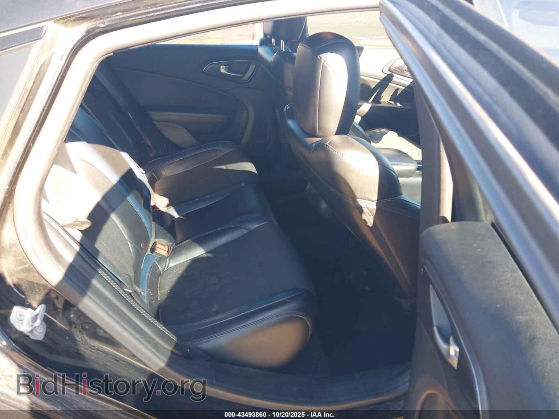 2016 CHRYSLER 200 - VIN: 1C3CCCBB7GN125003 - Фото 8